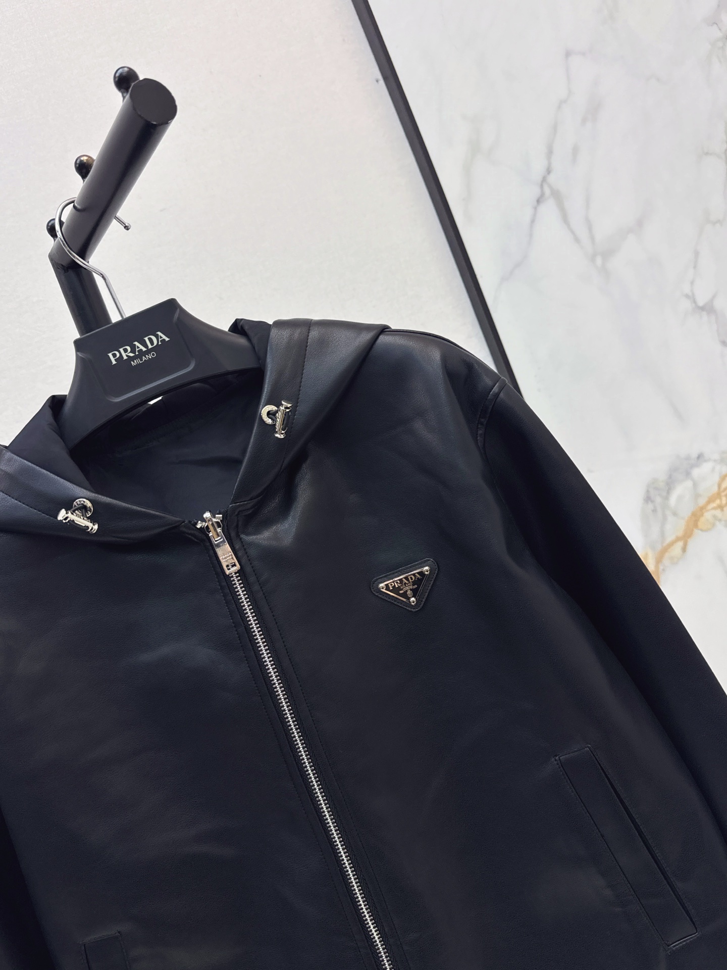 Pra 26fw reversible hooded jacket