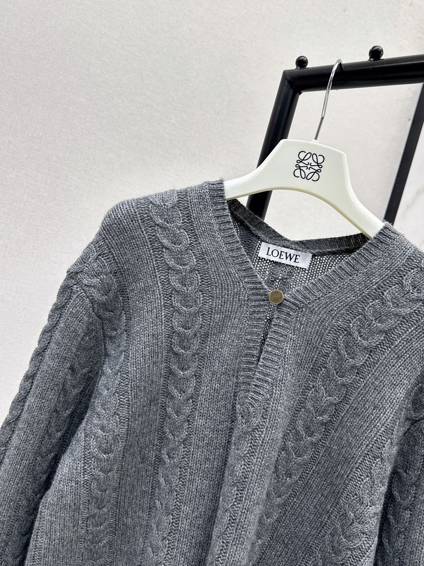 Loe 26fw cashmere sweater