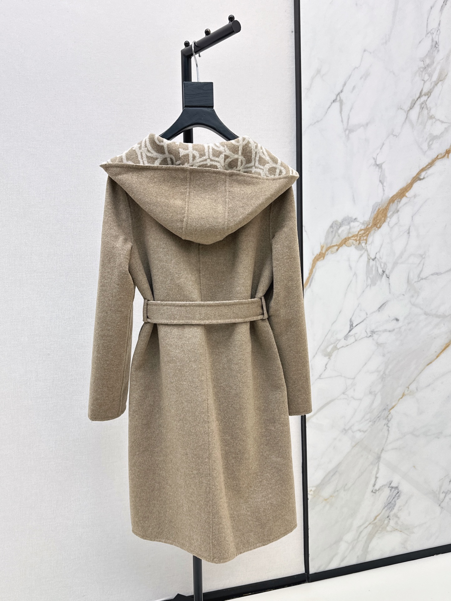 Bur 26fw woolen hooded overcoats