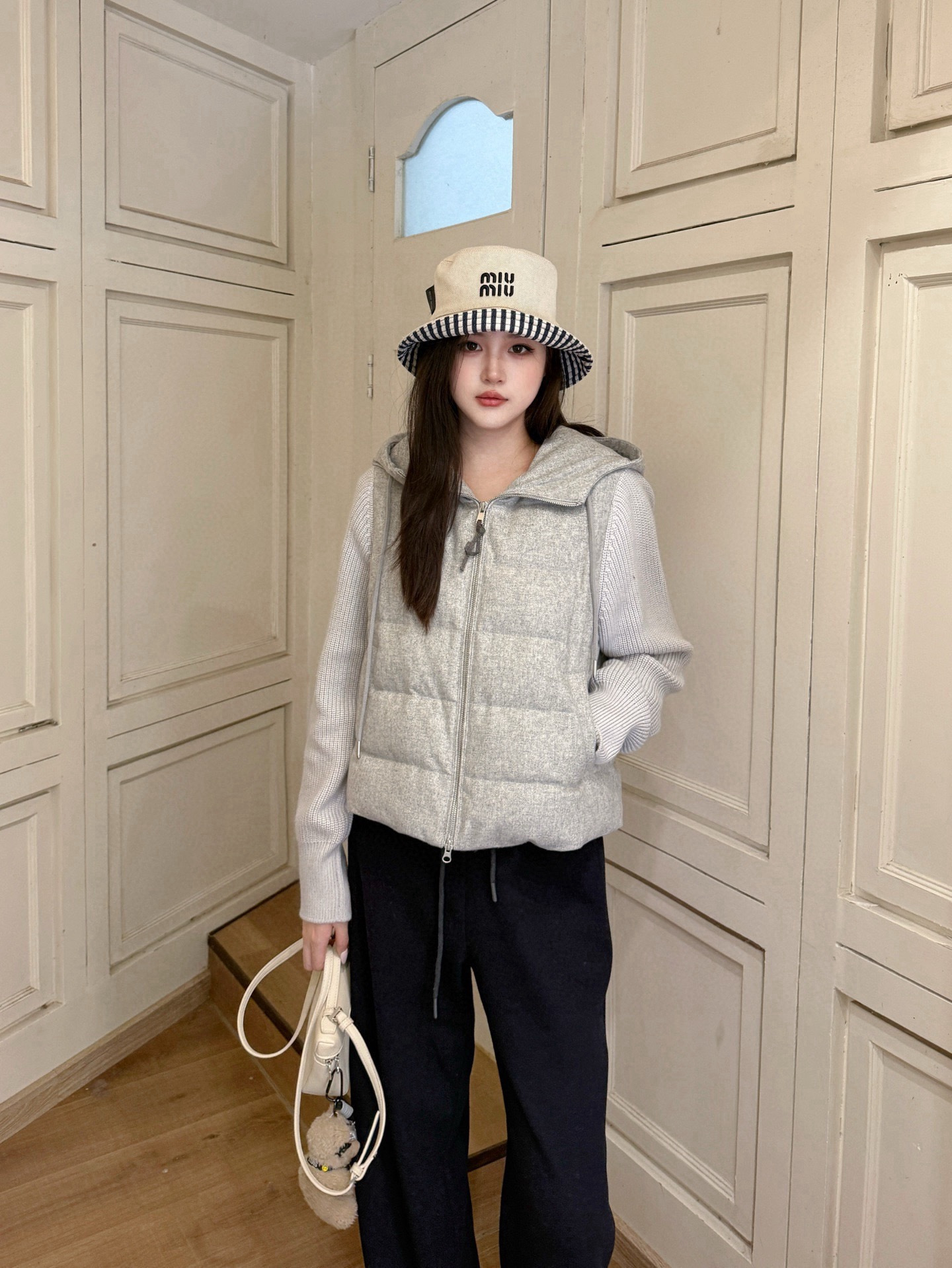Brun 26fw knit contaract hooded down jacket
