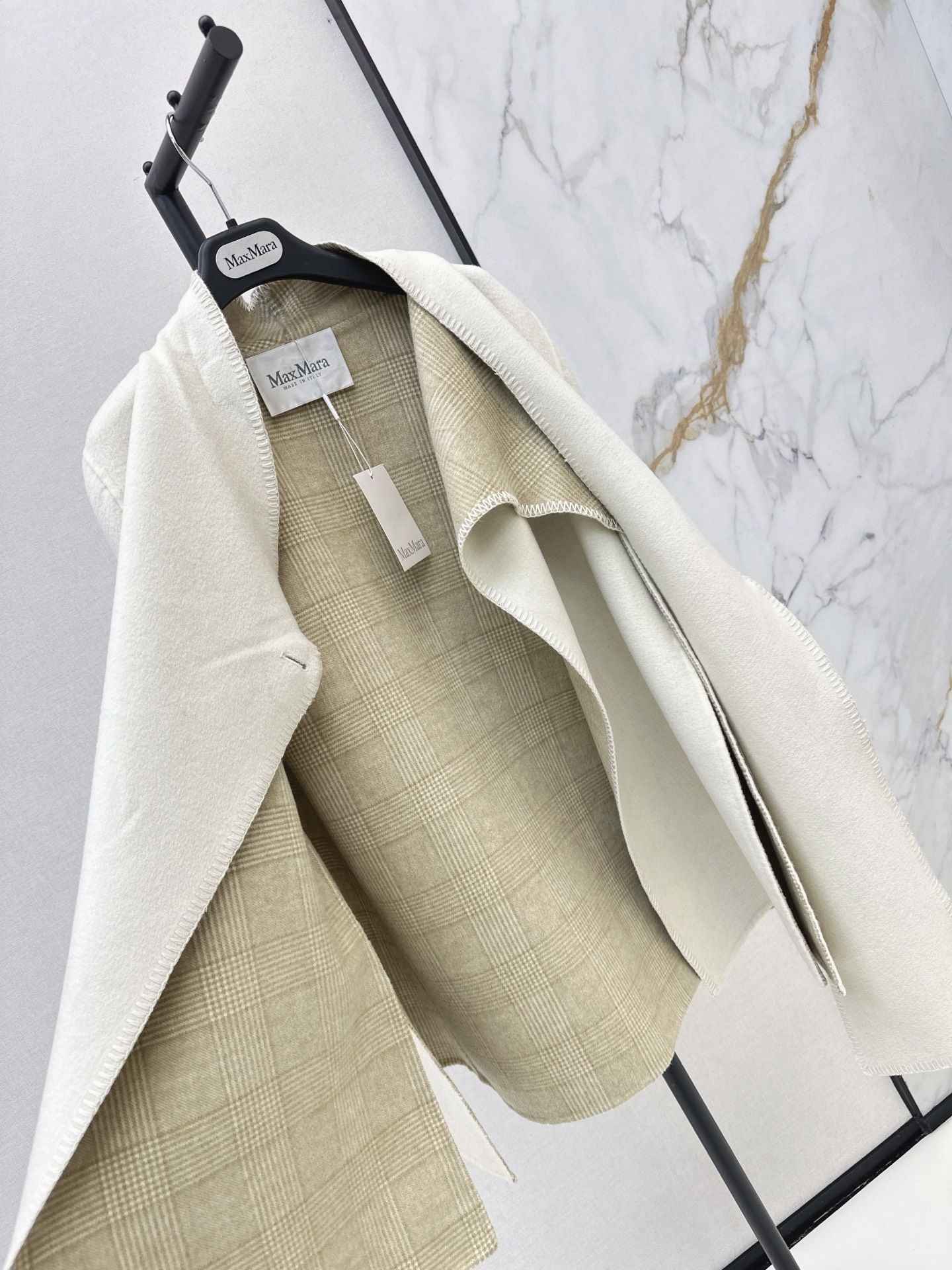 Max 26fw woolen cape overcoats