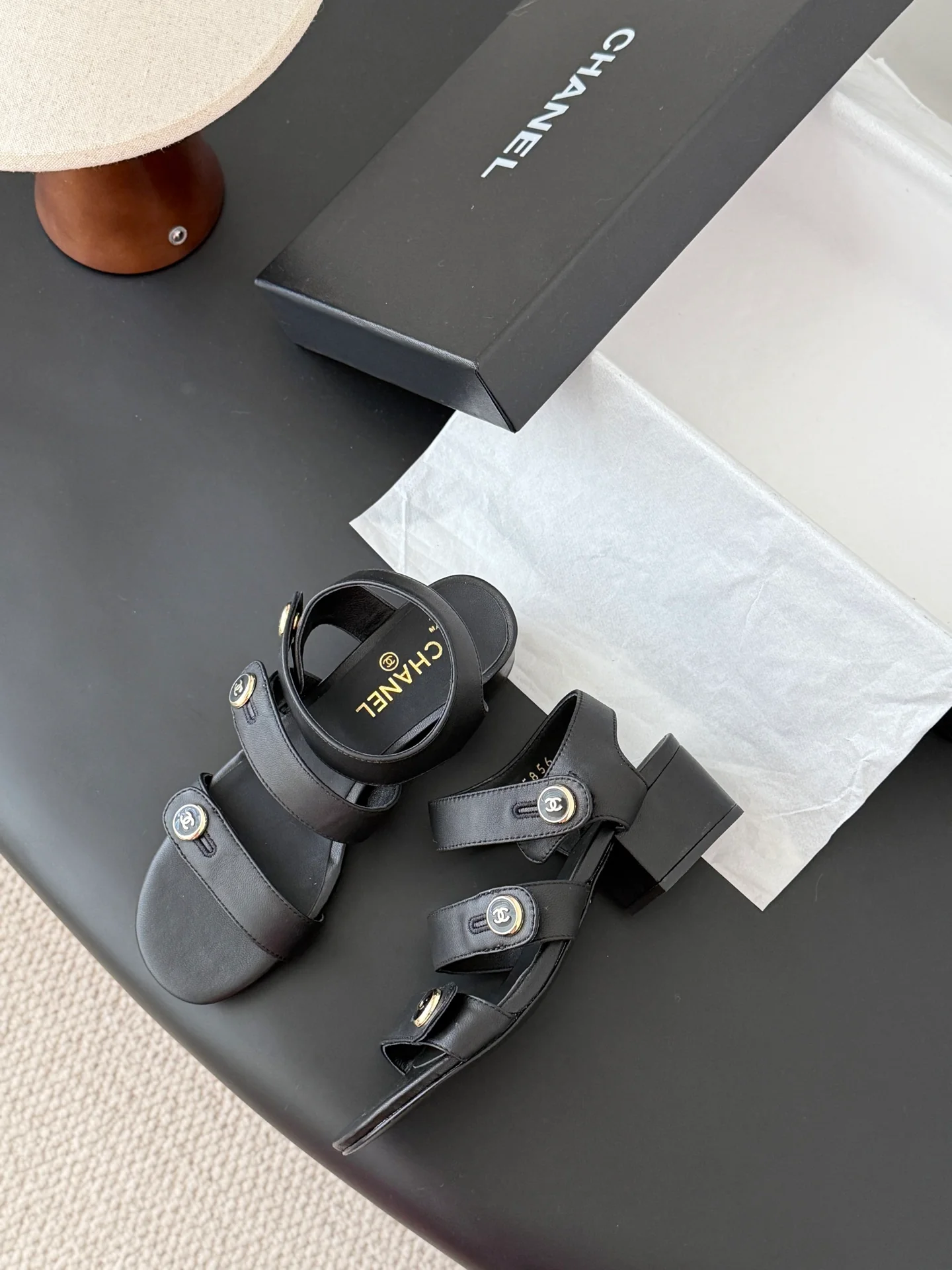 Chan 26ss sandals