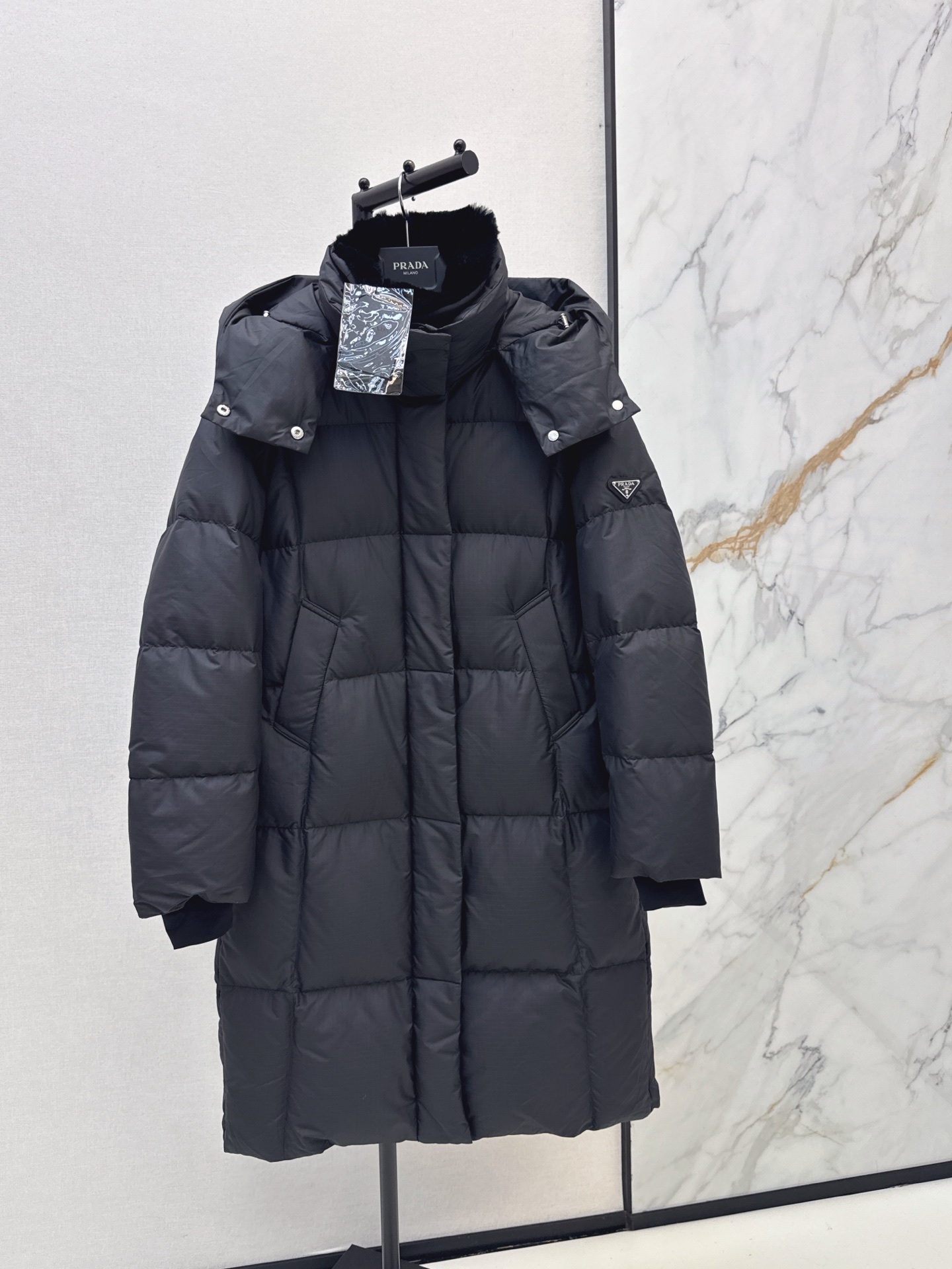 Pra 26fw hooded long down jacket