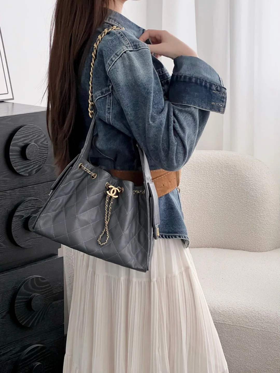 Chan 25B hobo bags