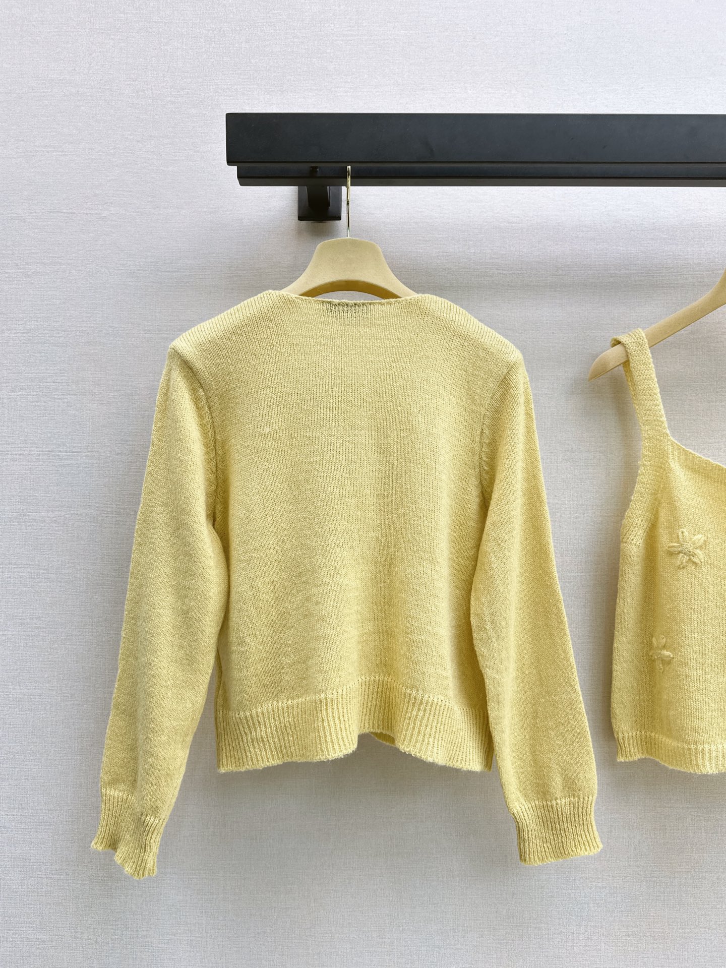 Miu 26fw knit camisole cardigan sets