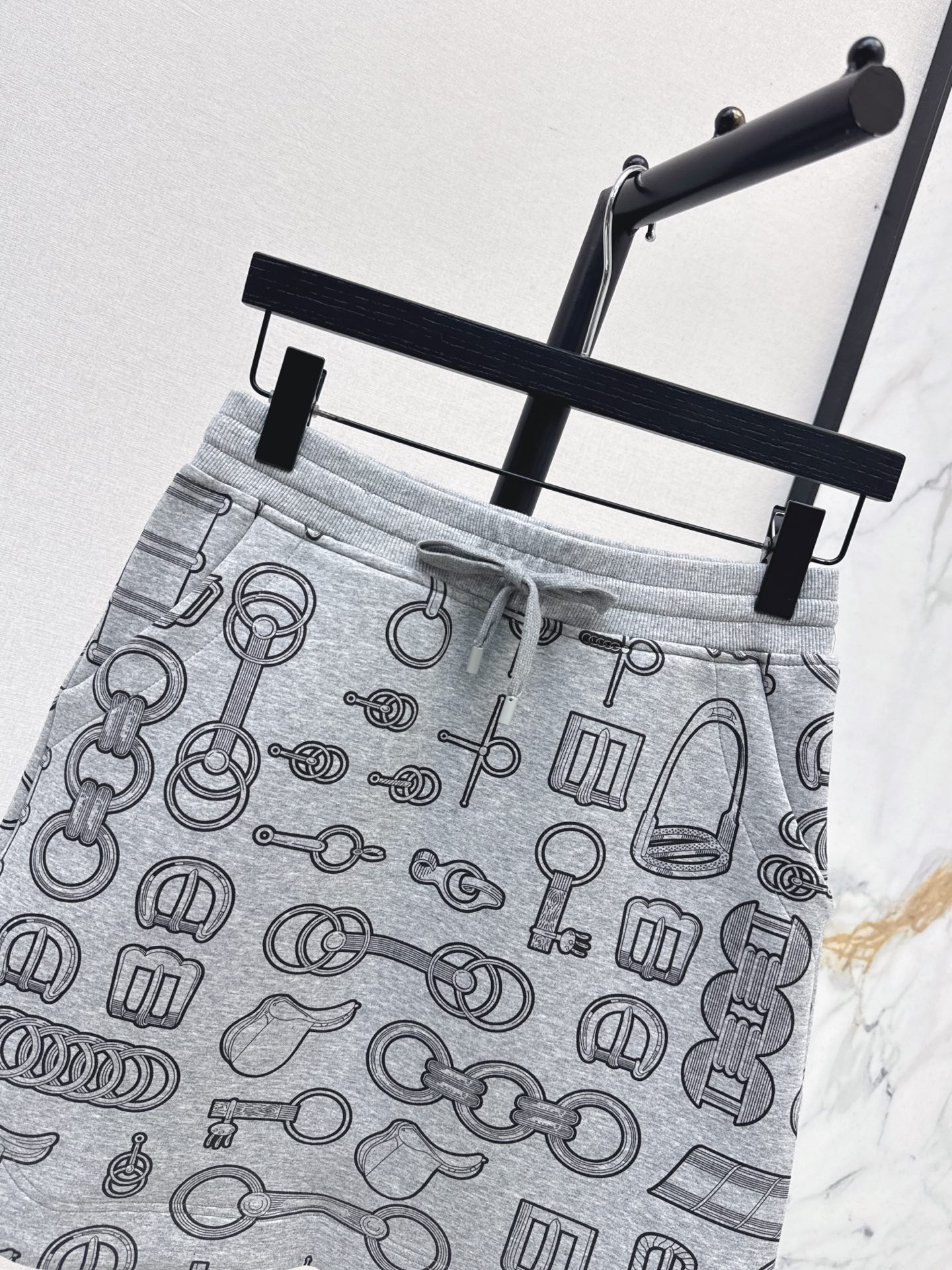 Her 26fw casual print skirt