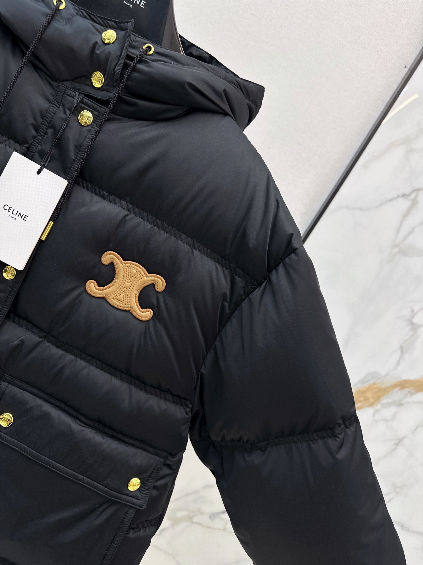 Celi 26fw hooded down jacket