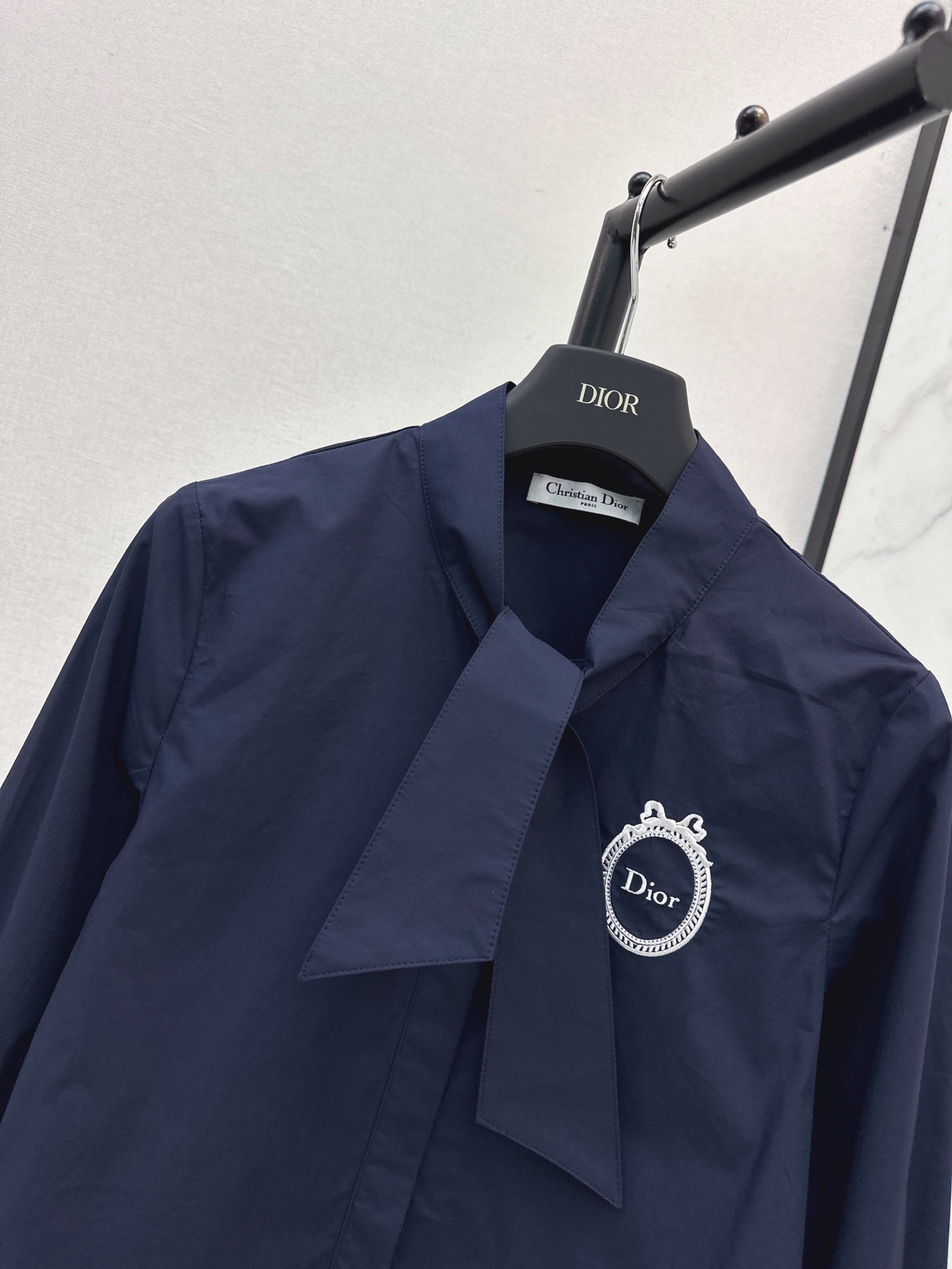 CD 26fw ribbon shirt