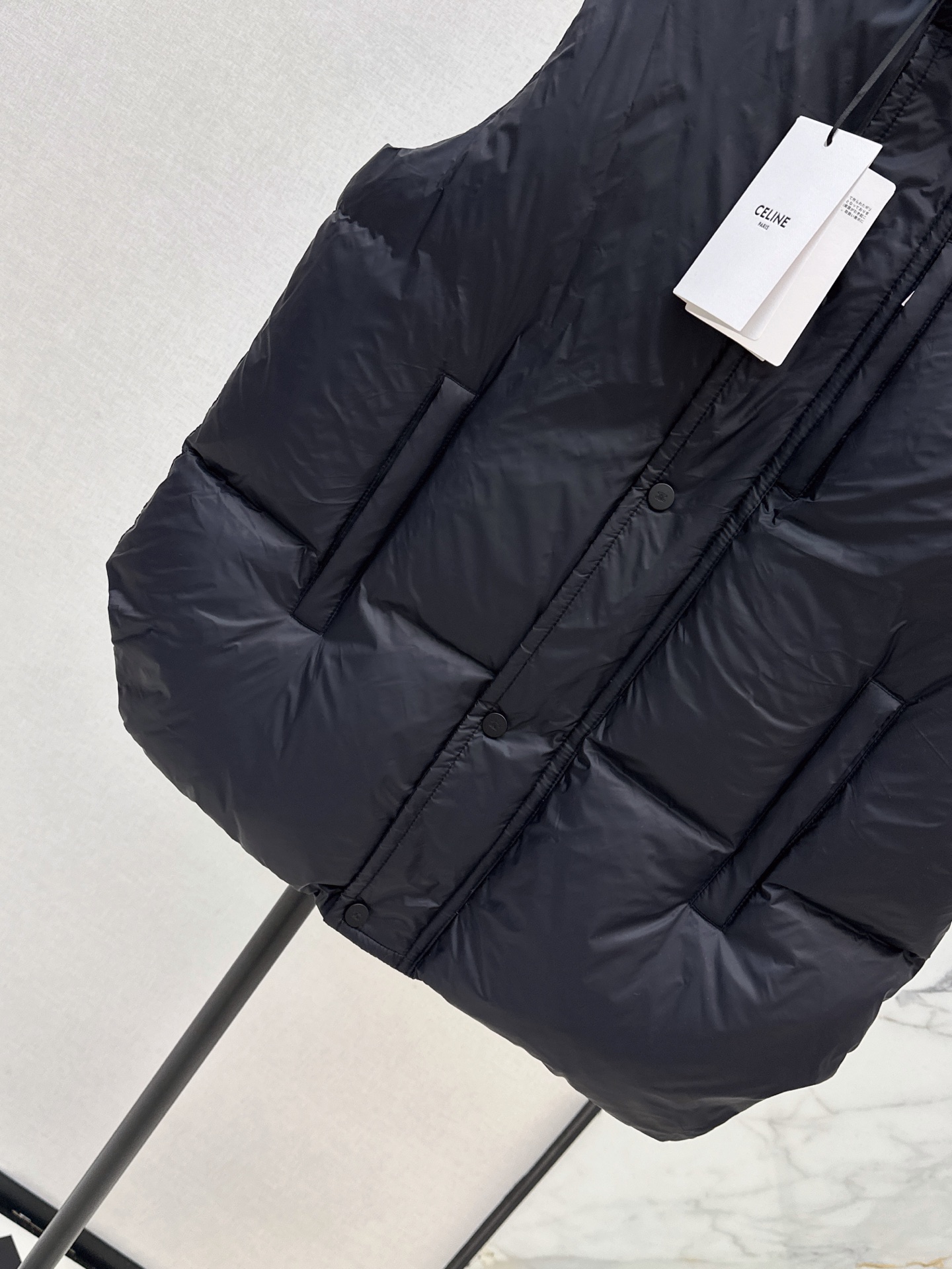 Celi 26fw down vest