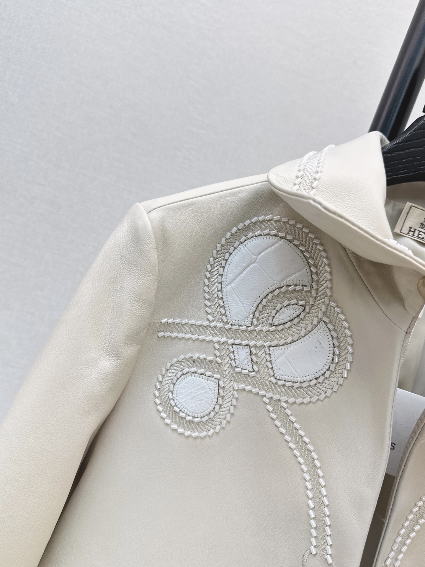 Her 26fw embroidery cropped leather jacket