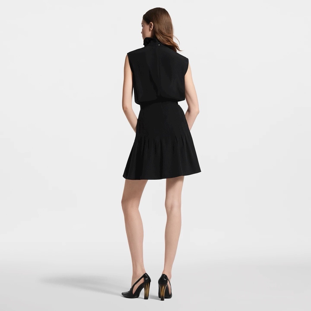 Loui 26fw sleeveless ruffle