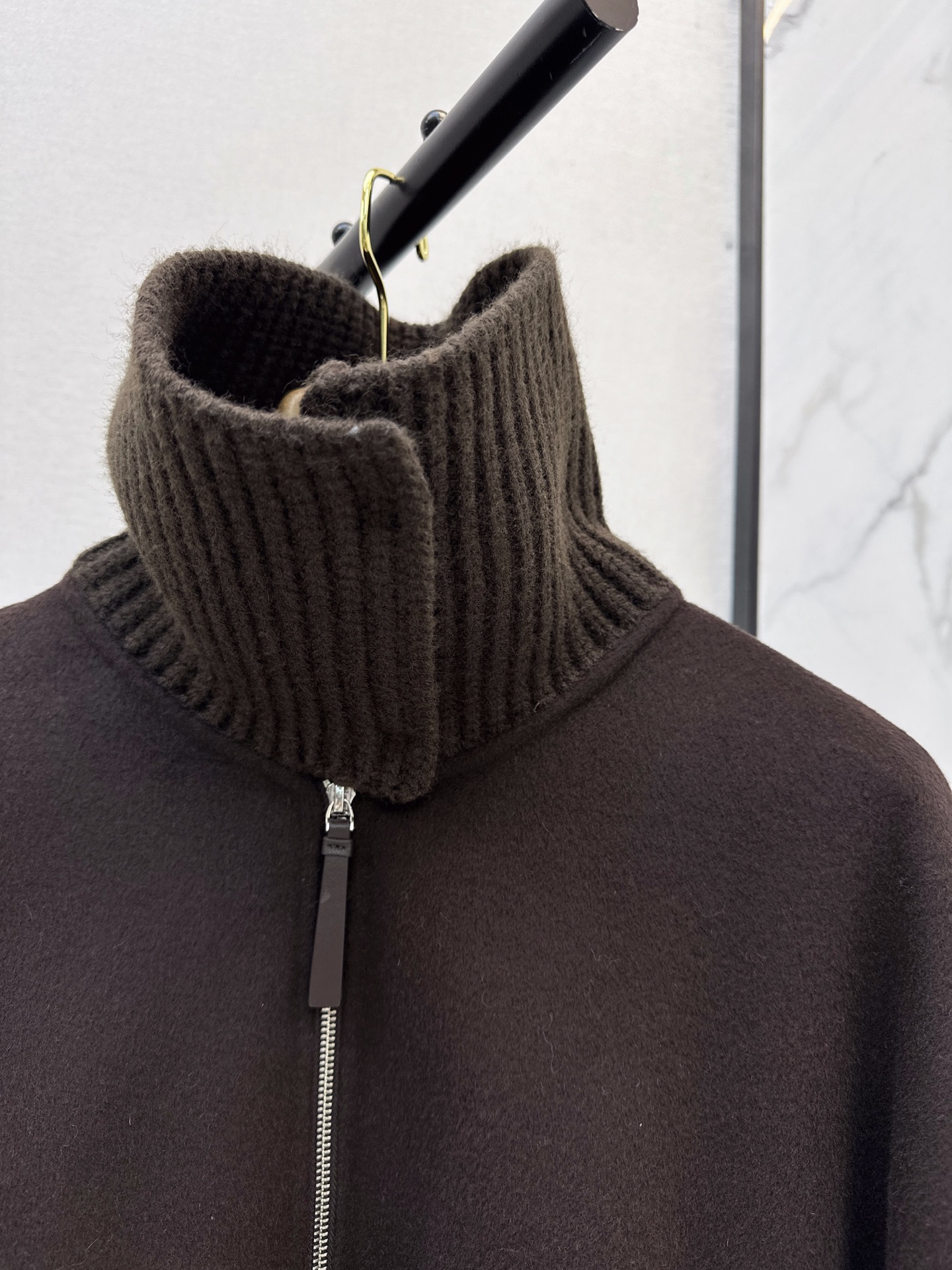 Brun 26fw cropped woolen jacket