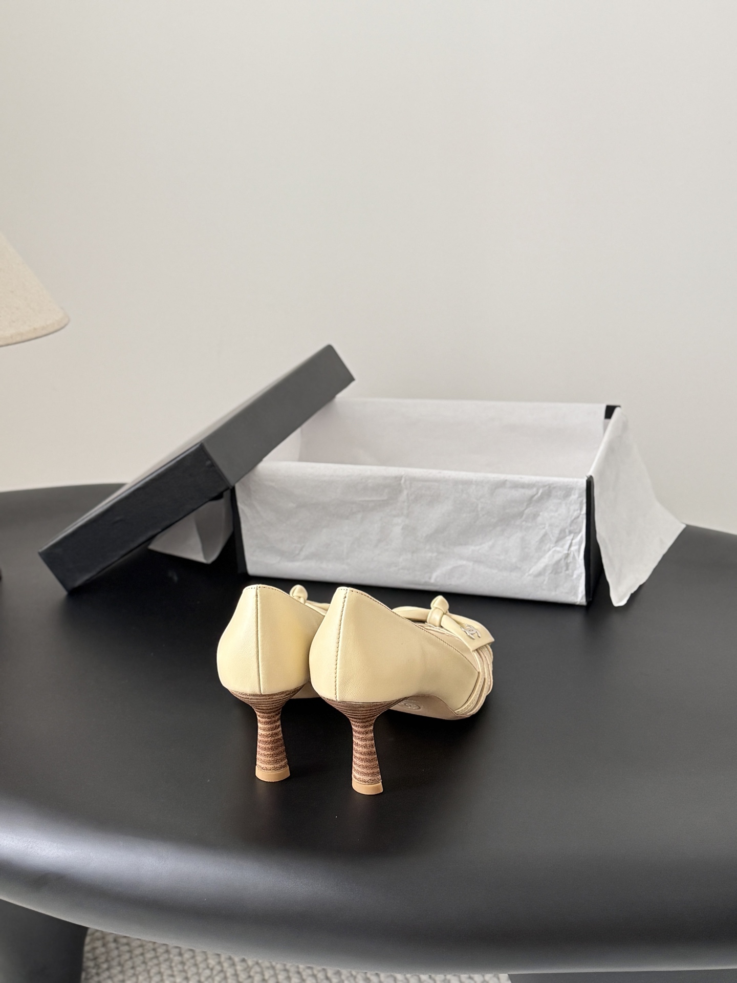 Chan 26ss peep toe heels