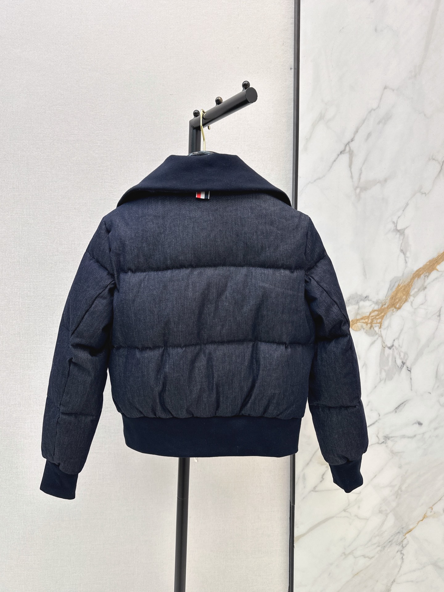 Thom 26fw down jacket
