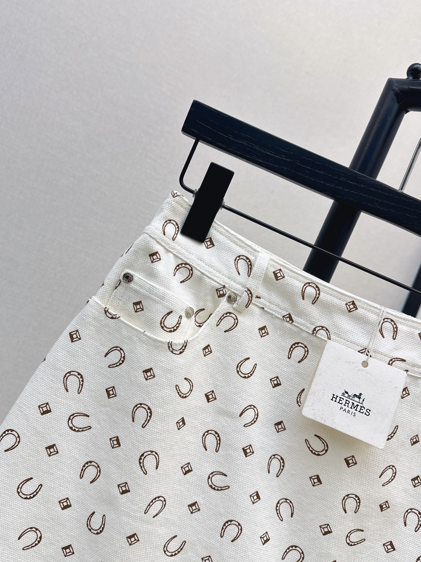 Herm 26fw print skirt