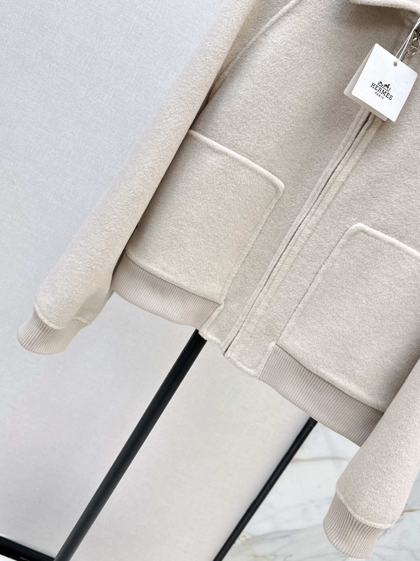 Her 26fw cropped jacket