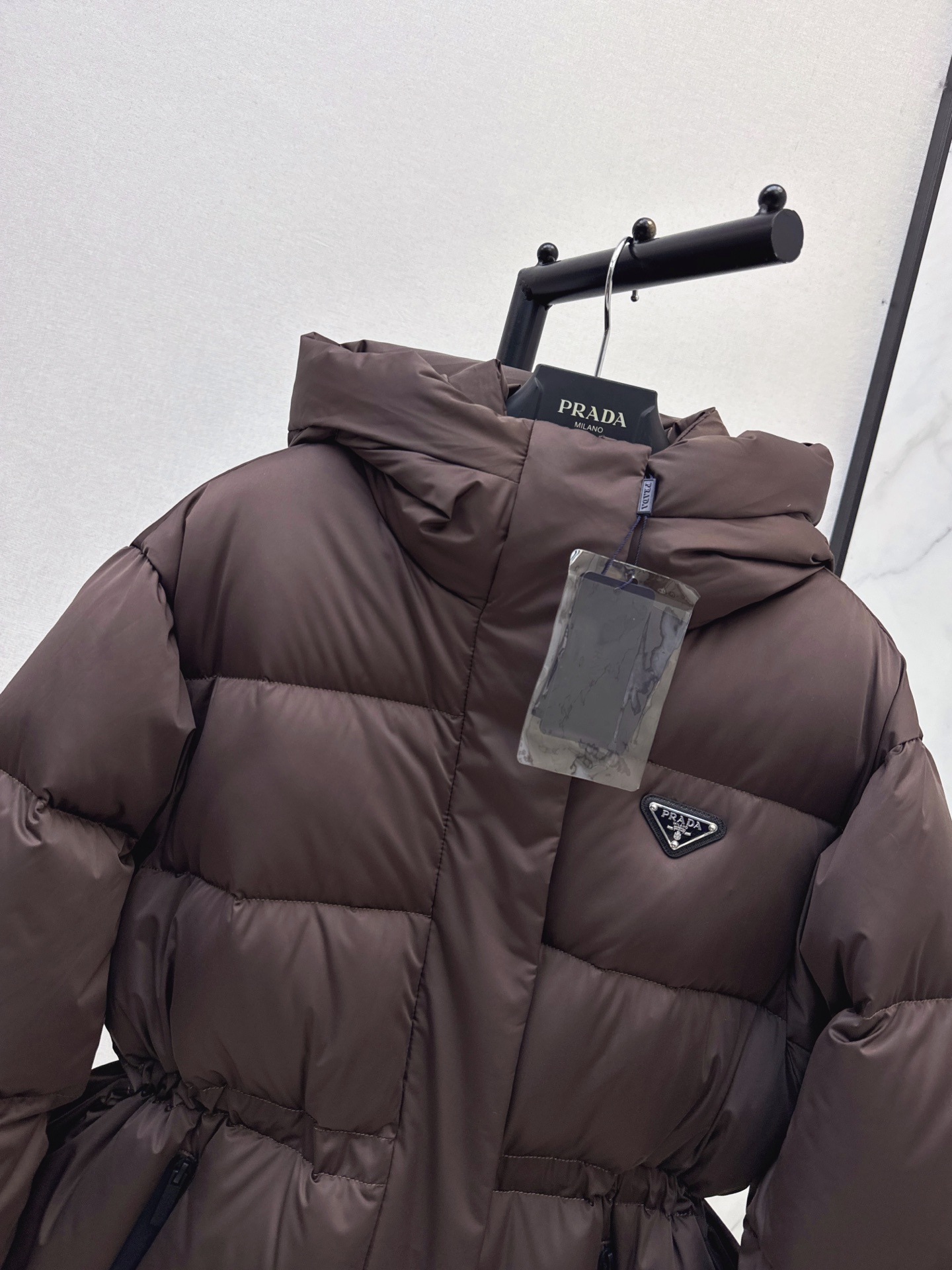 Pra 26fw hooded drawsting down jacket