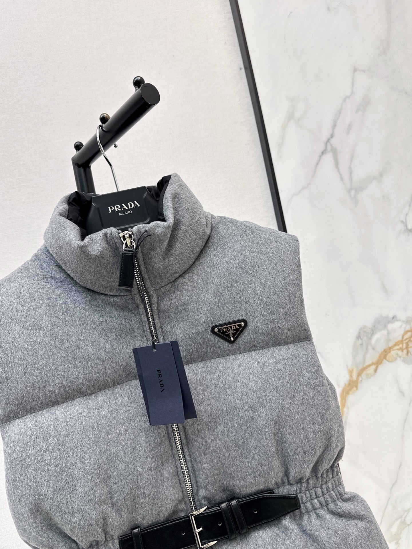 Pra 26fw woolen belted down vest
