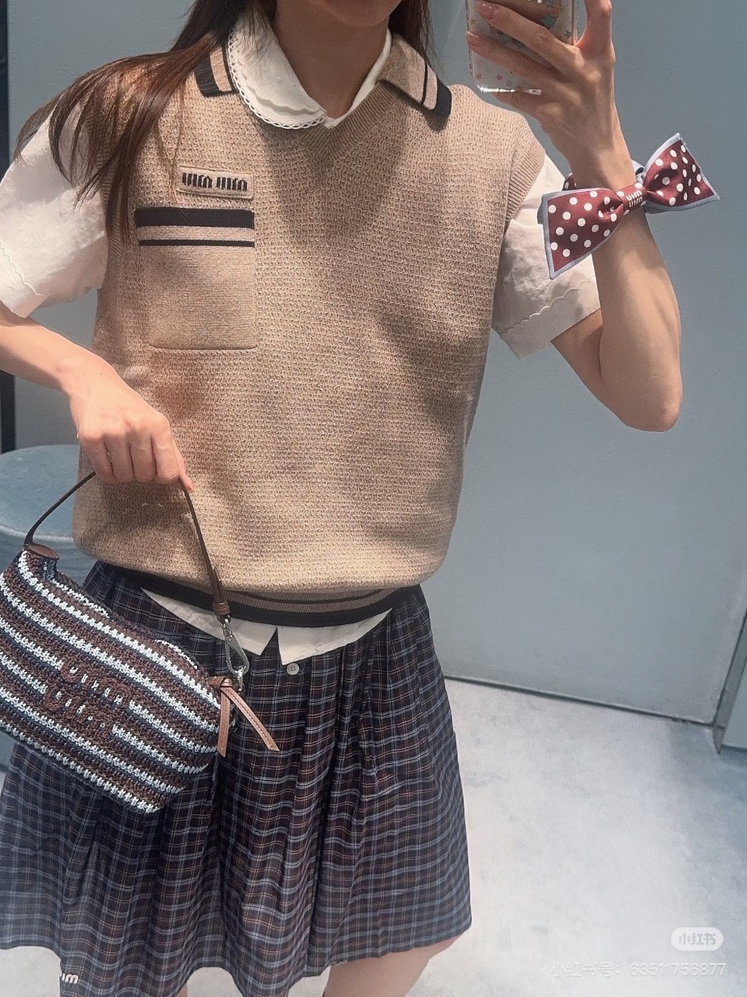 Miu 26fw cashmere knit vest
