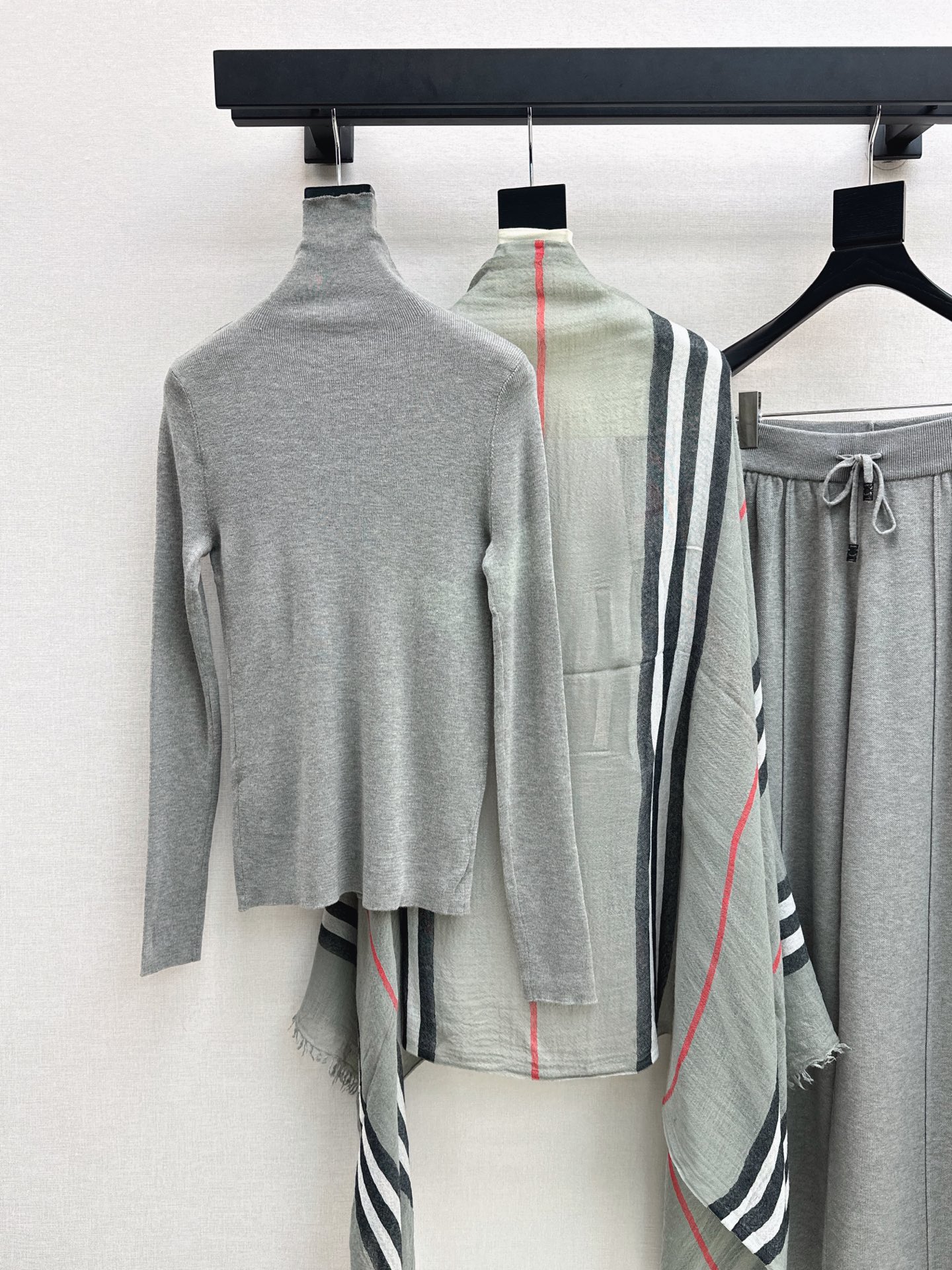 Bur 26fw knit basic tee check shawls pants set