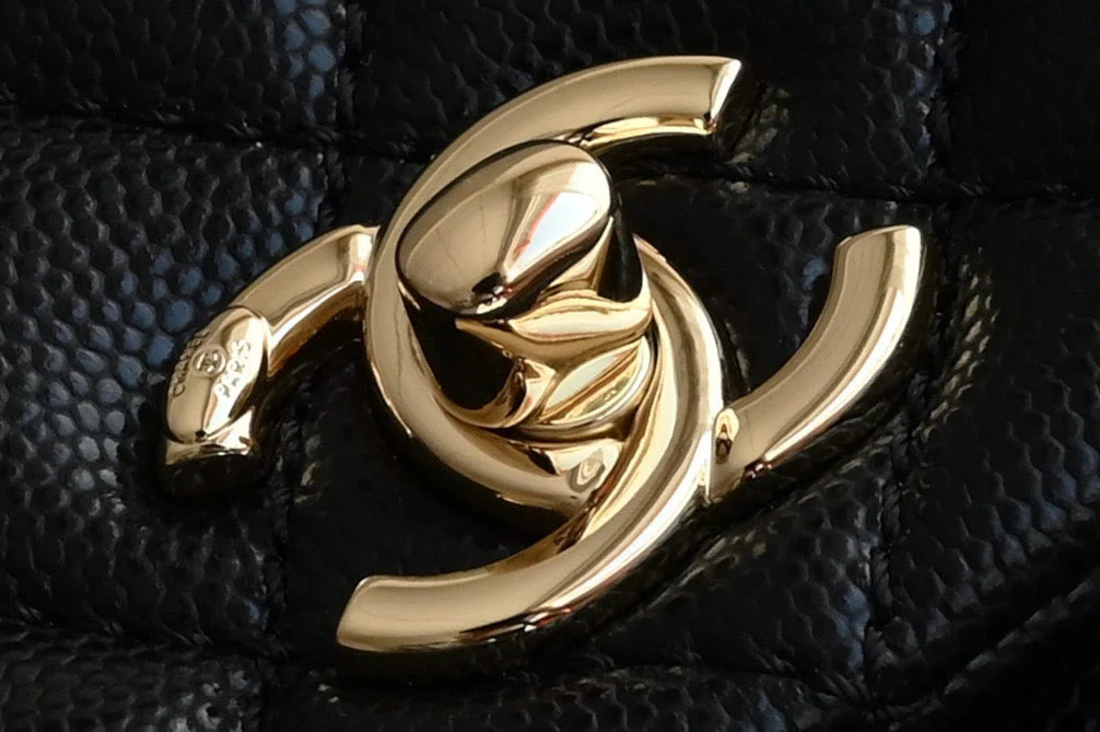 Ch handle bag