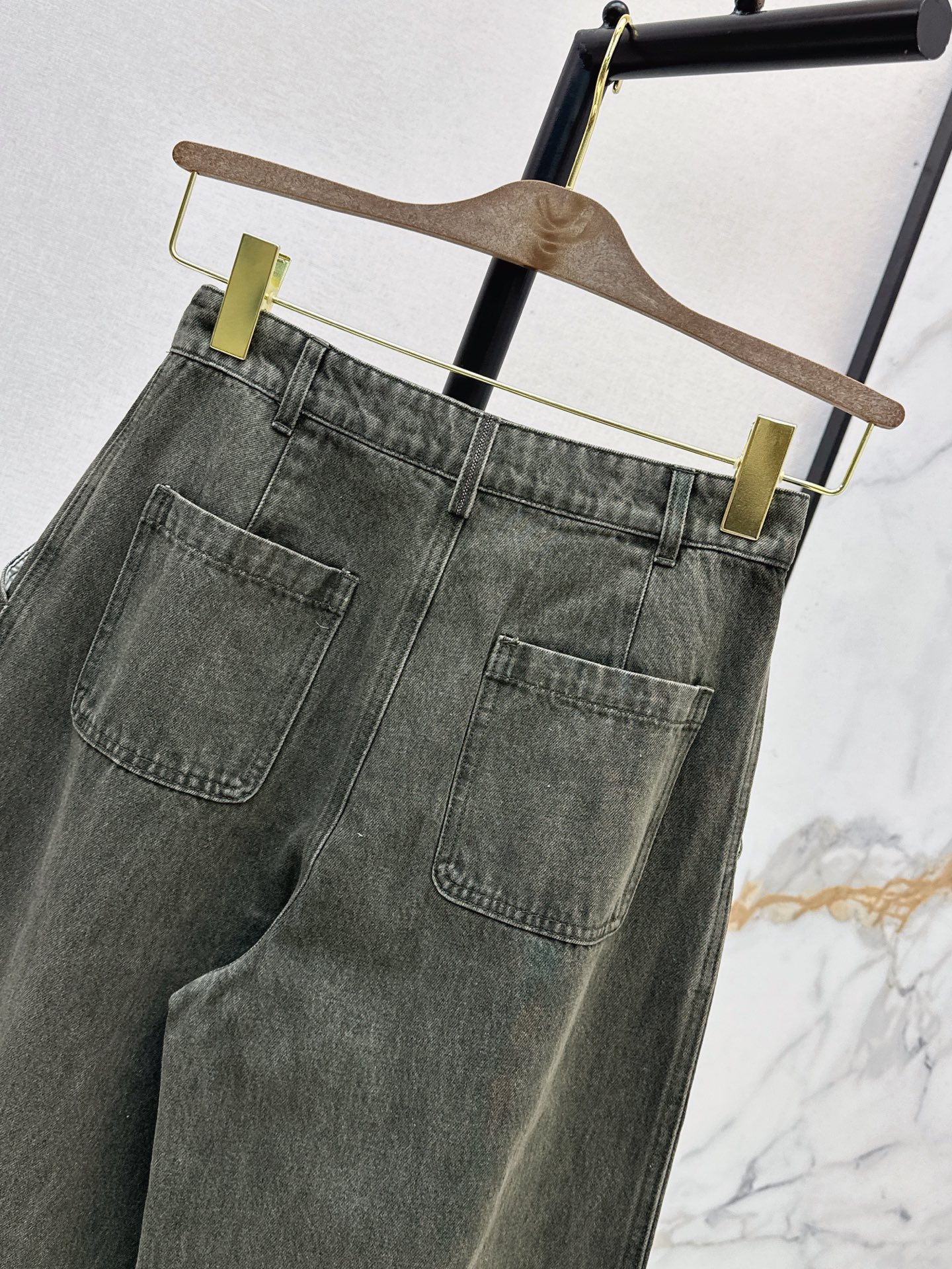 Brun 26fw straight-leg jeans