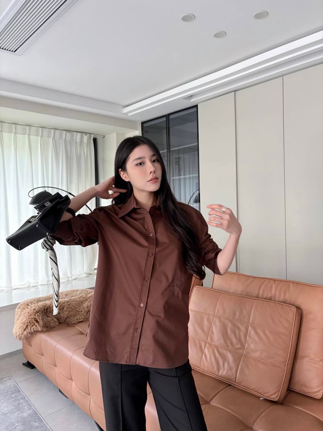 Her 26fw shirt