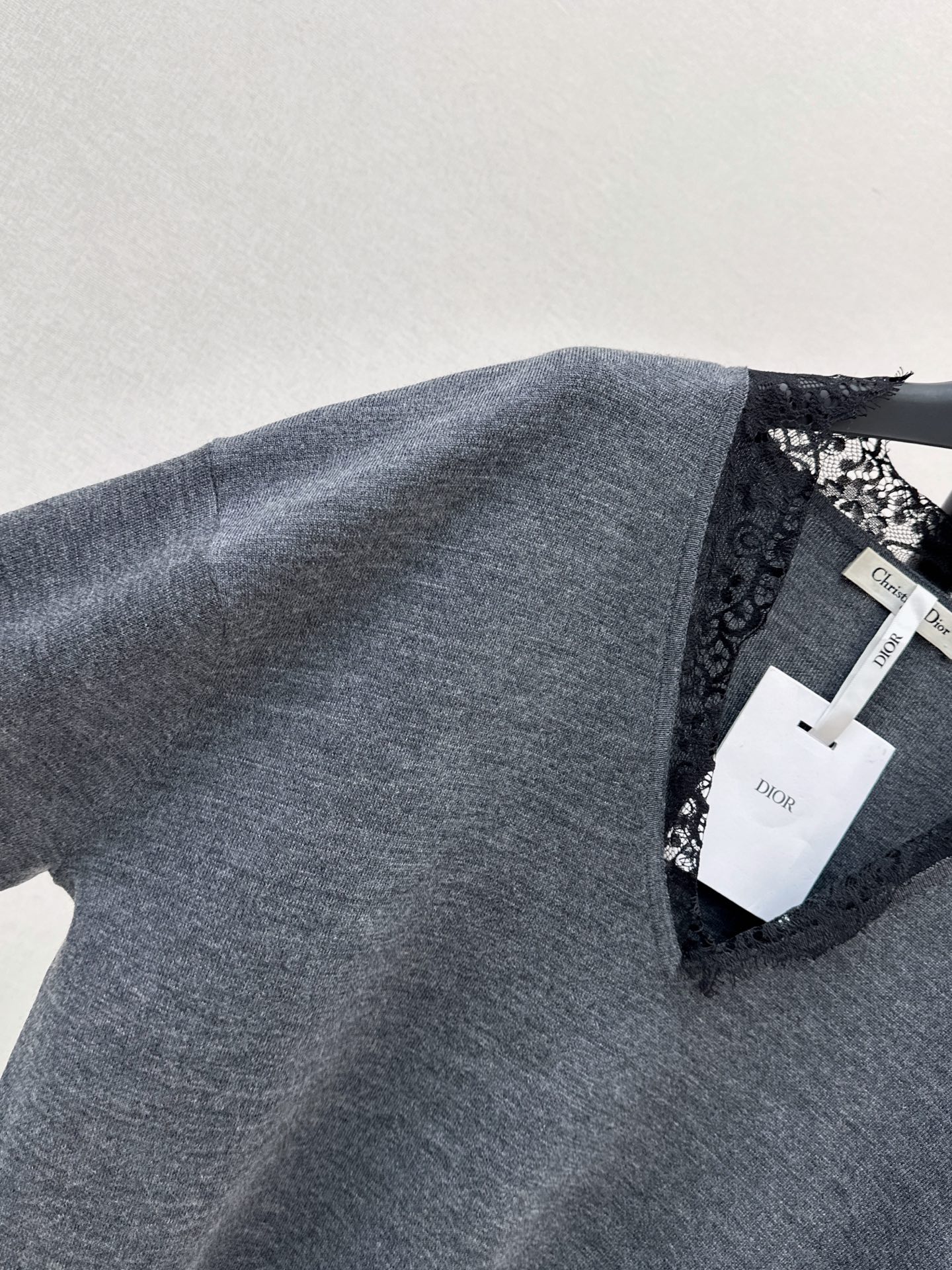 CD 26fw lace contract sweater