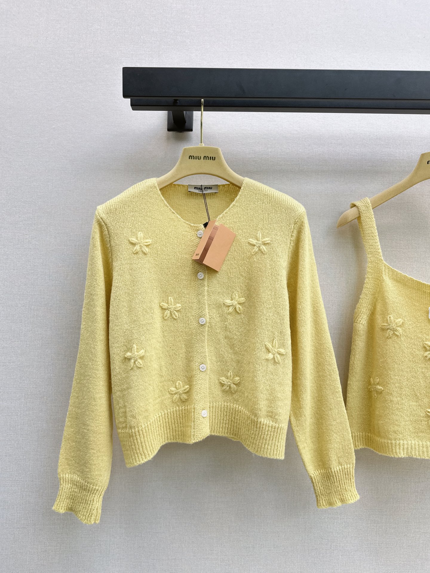 Miu 26fw knit camisole cardigan sets