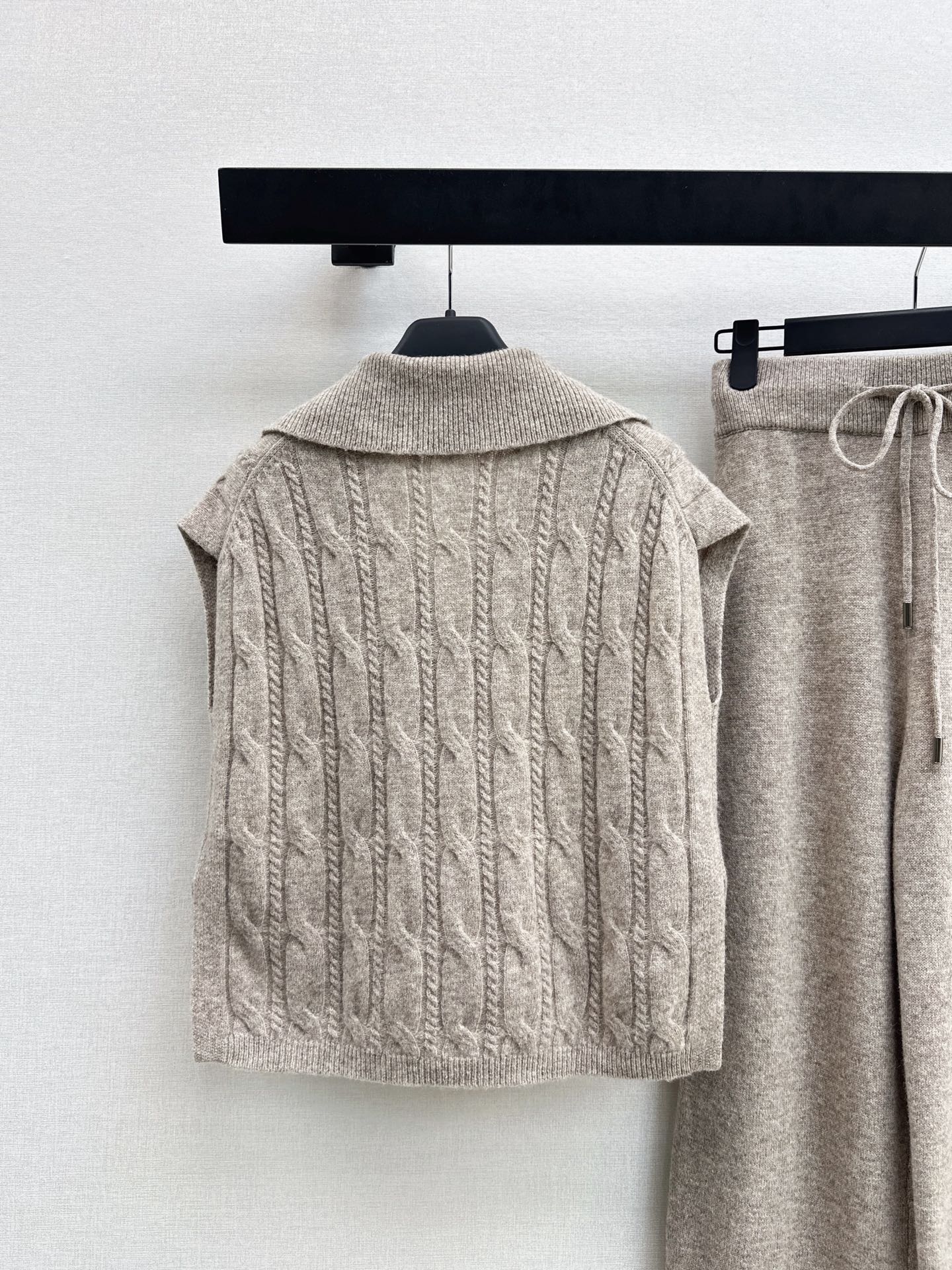 Max 26fw wool vest pants sets