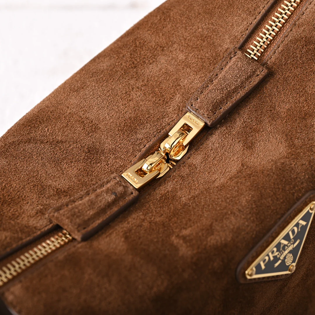 PD  Medium Nubuck leather handbag