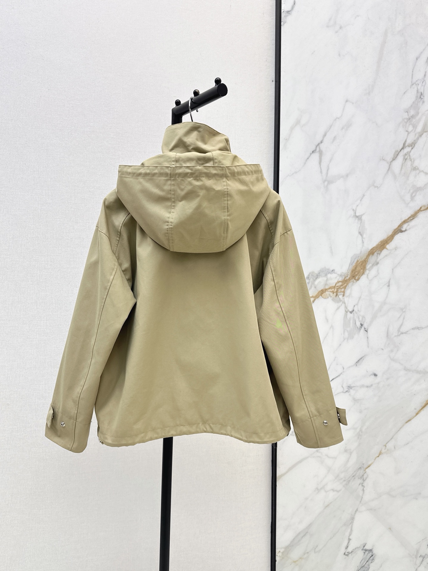 CD 26fw hooded cropped trench coats