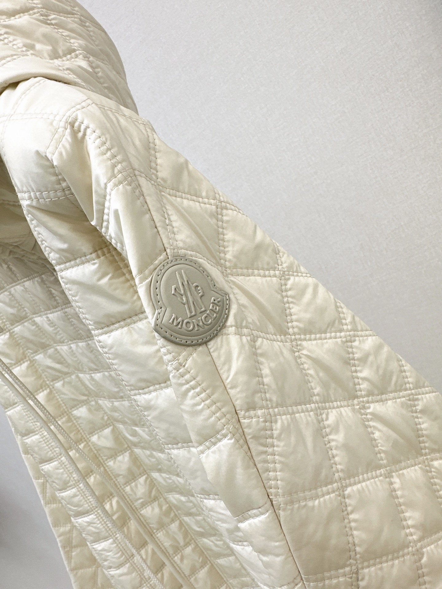 Monc 26fw hooded padded jacket