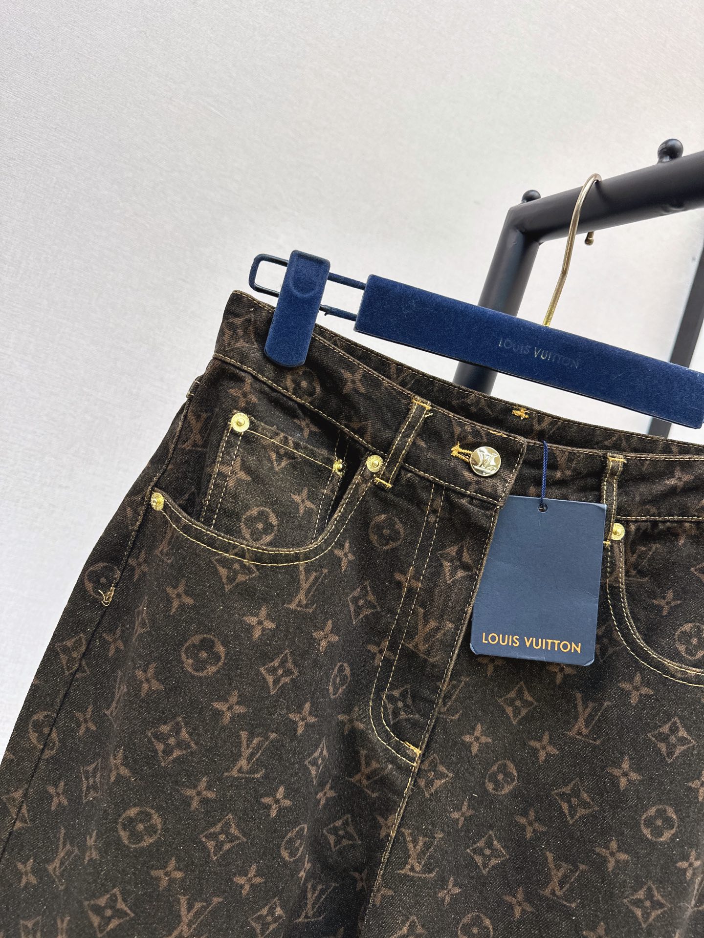 Loui 26fw cropped denim pants