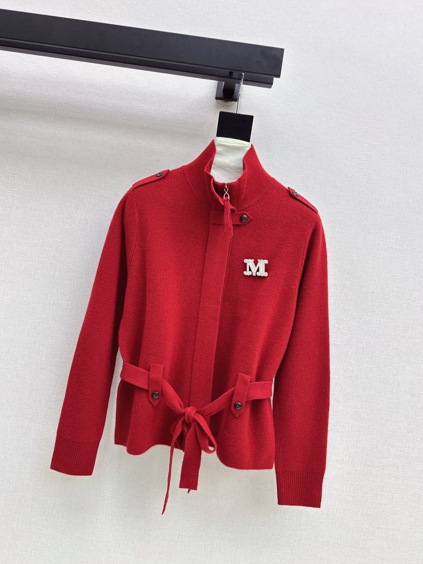 Max 26fw woolbelted cardigan