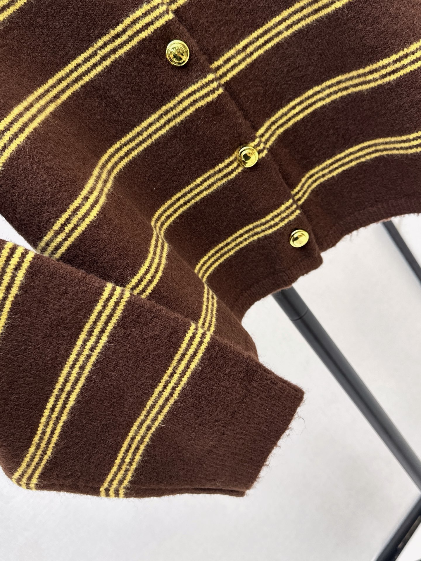 Miu 26fw stripe knit cardigan
