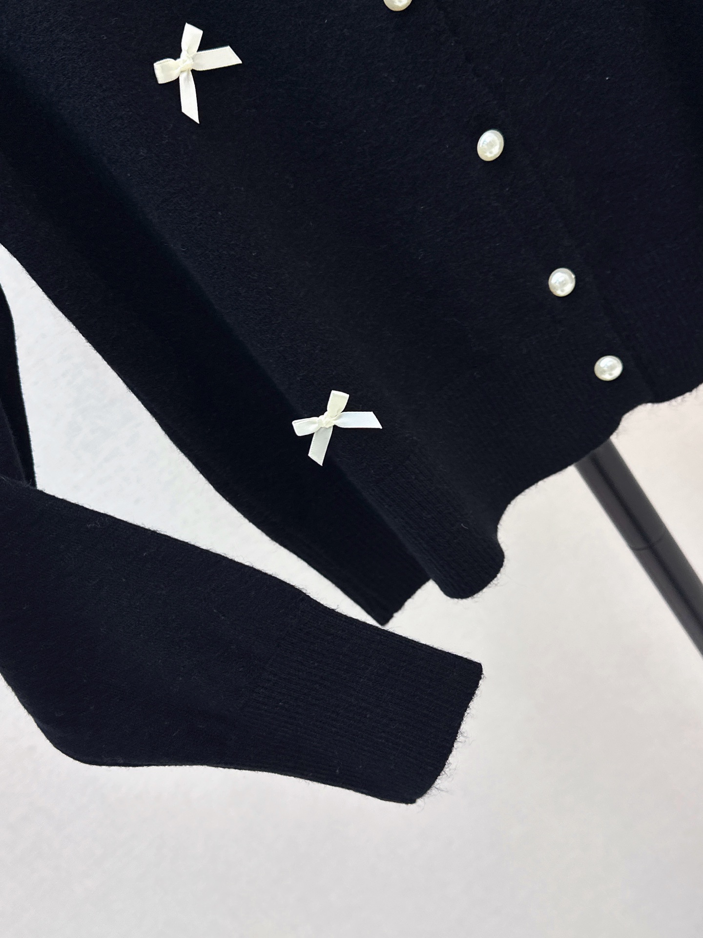 Miu 26fw bow cardigan