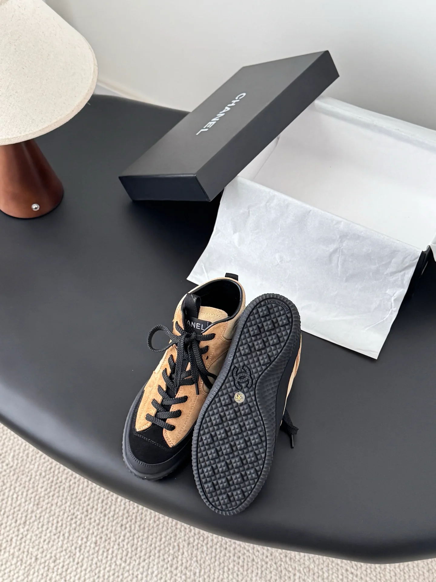 Chan 25fw sneaker with high tops