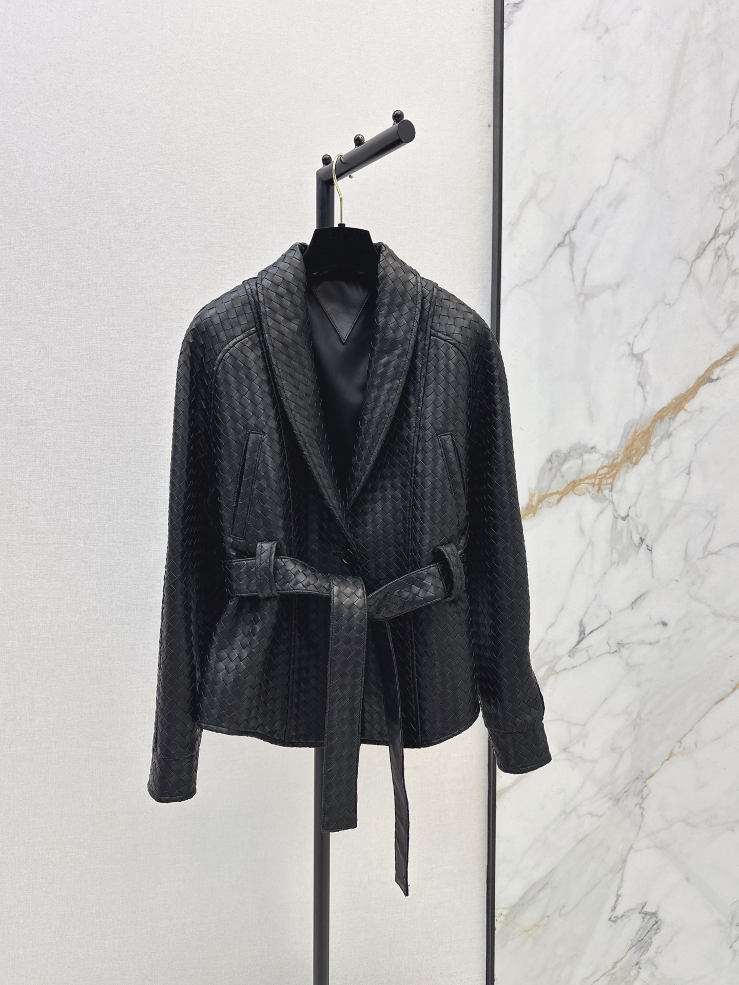 Bott 26ssbelted leather jacket