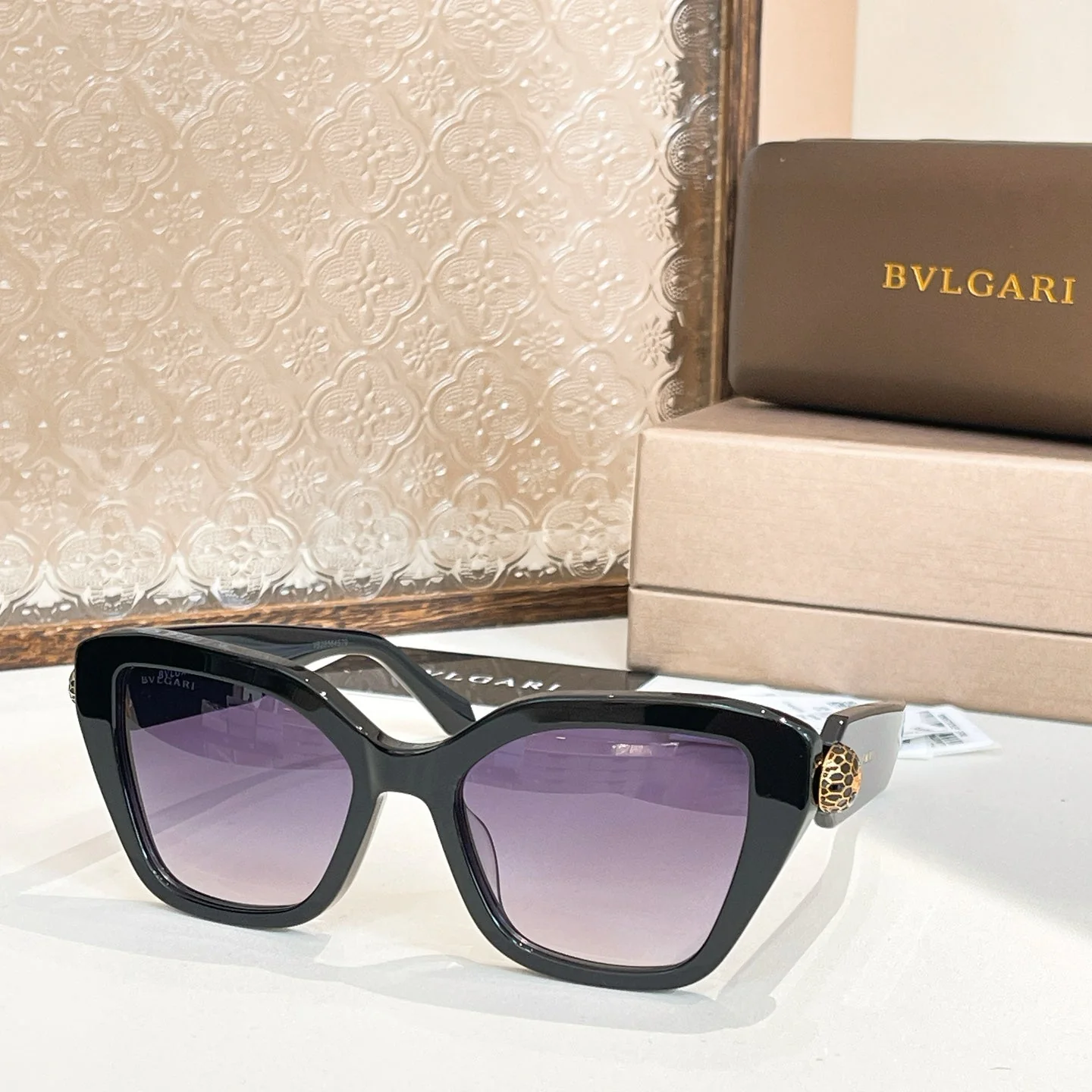 B  sunglasses