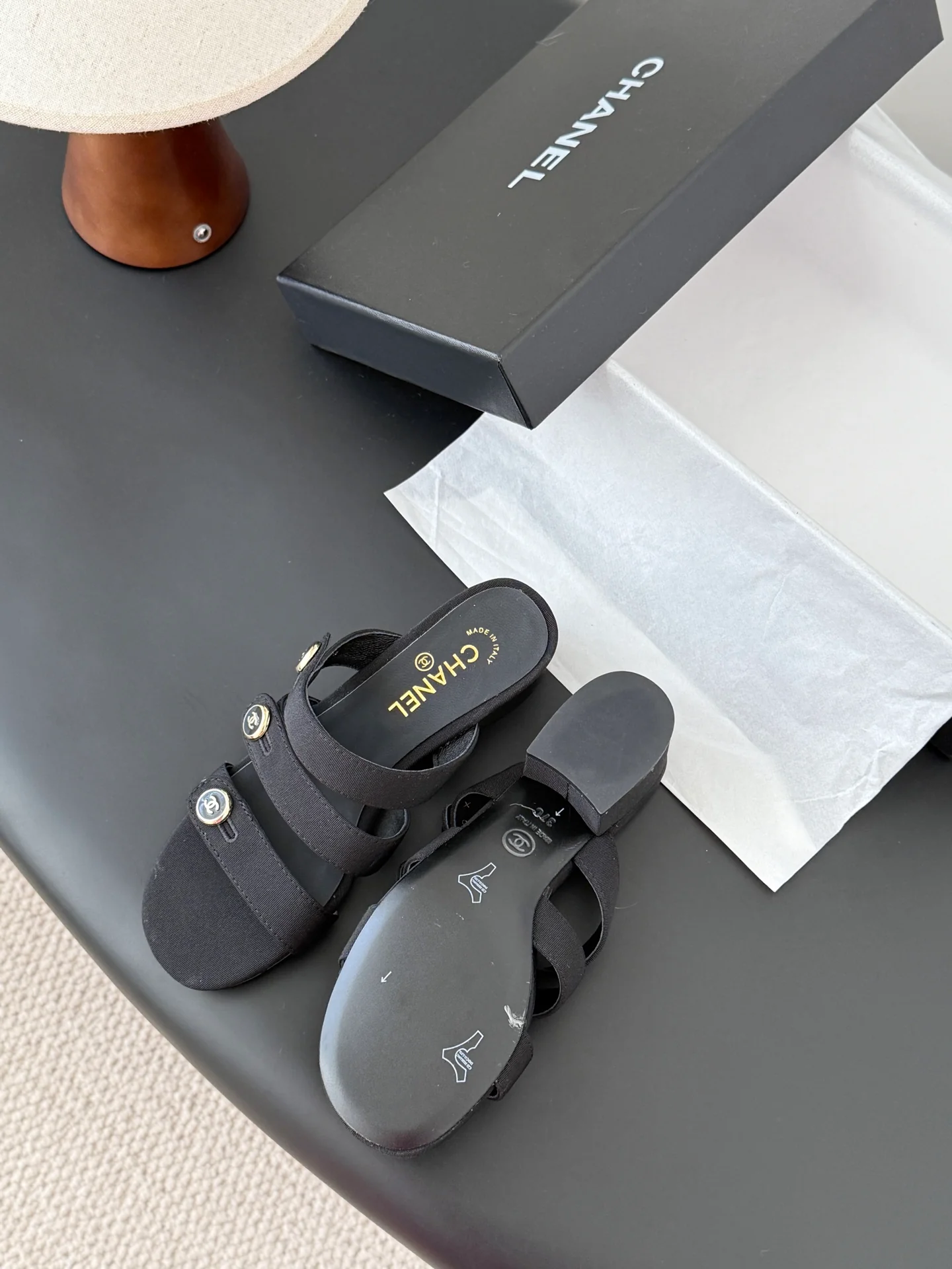 Chan 26ss sandals