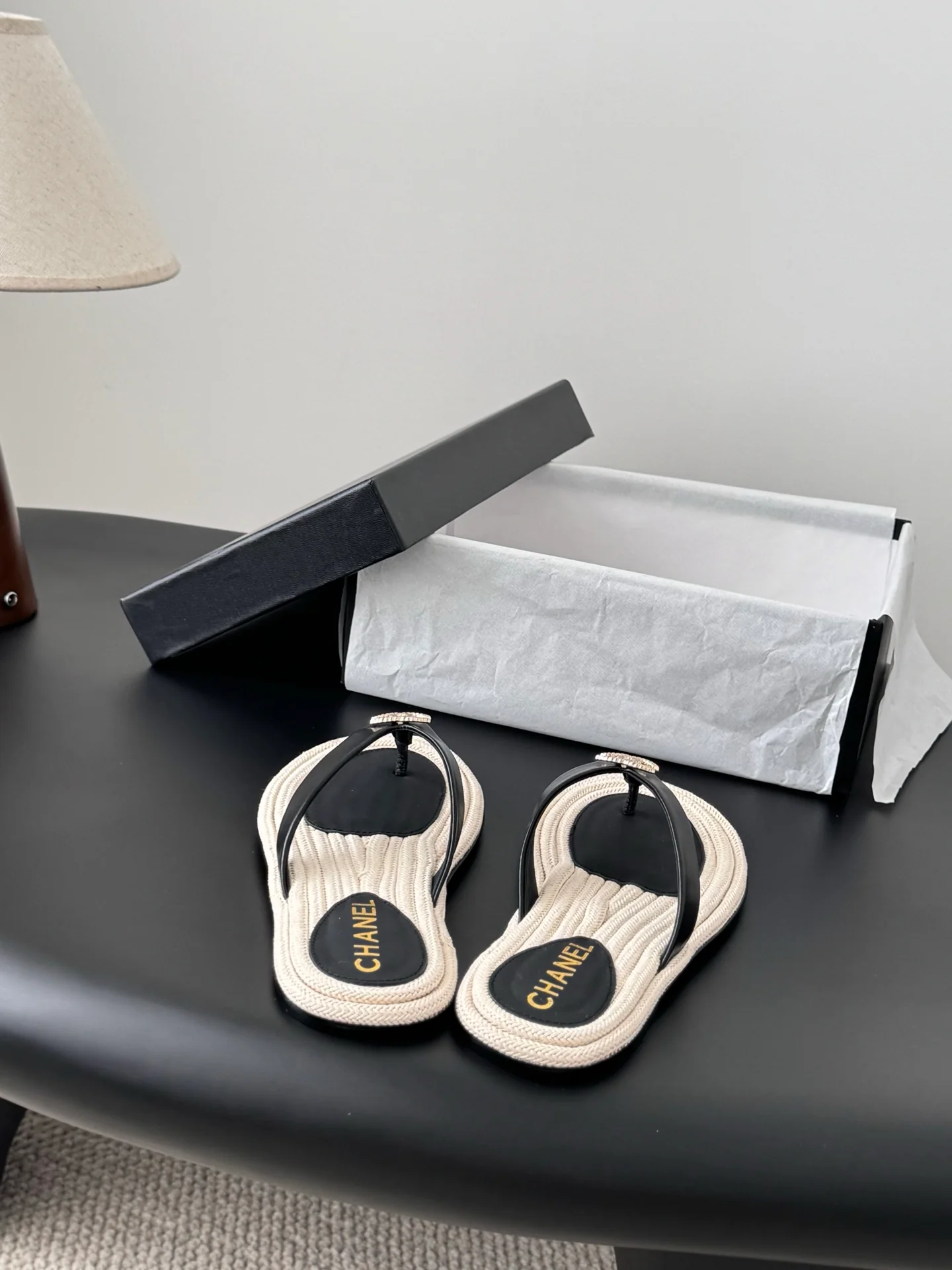 Chan 25K flip-flops