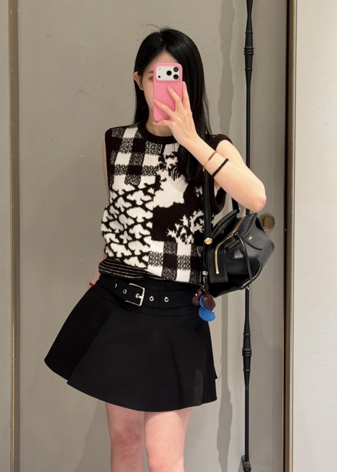 Loe 26fw belted mini skirt