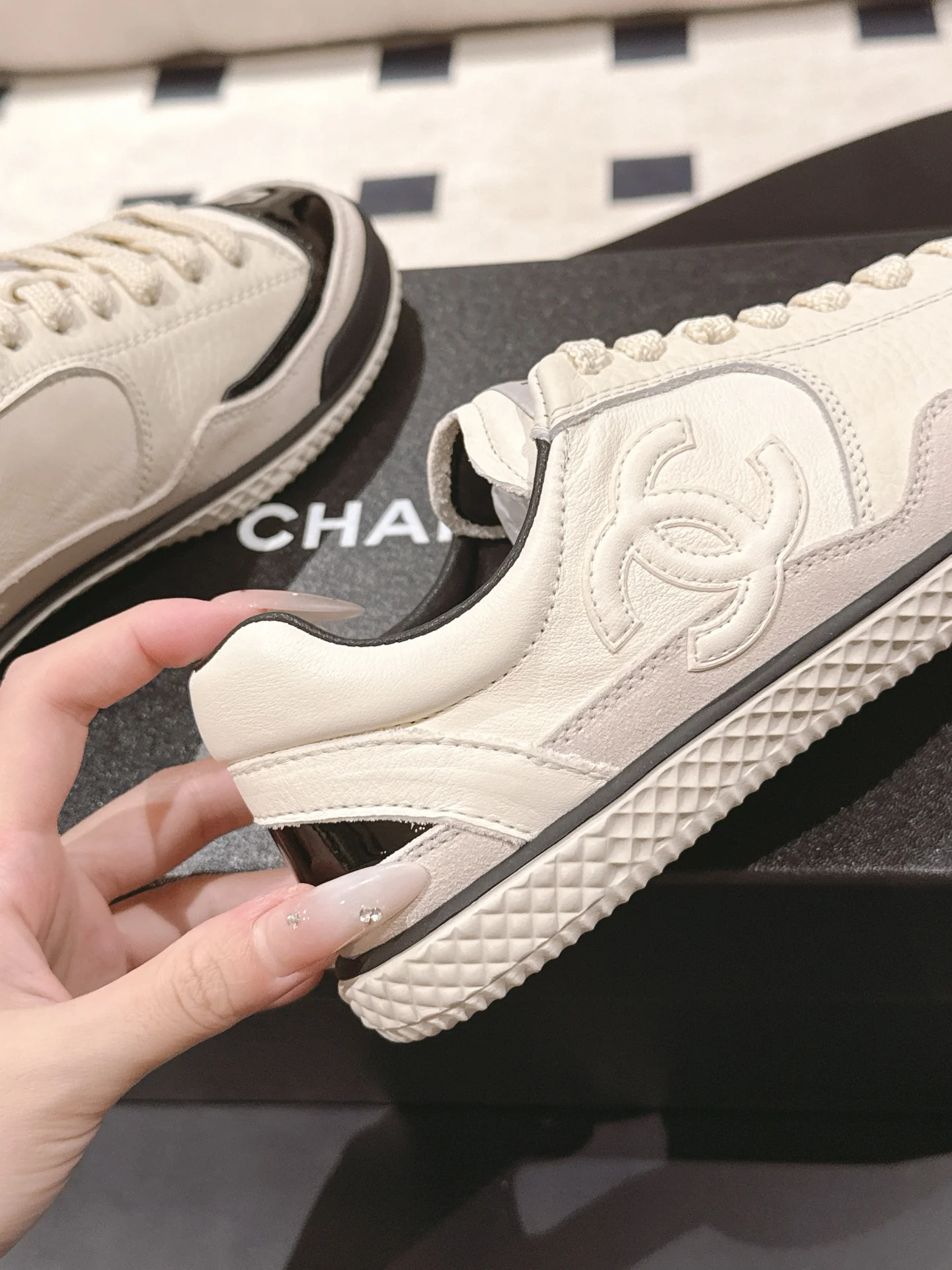 Chan 25fw sneaker