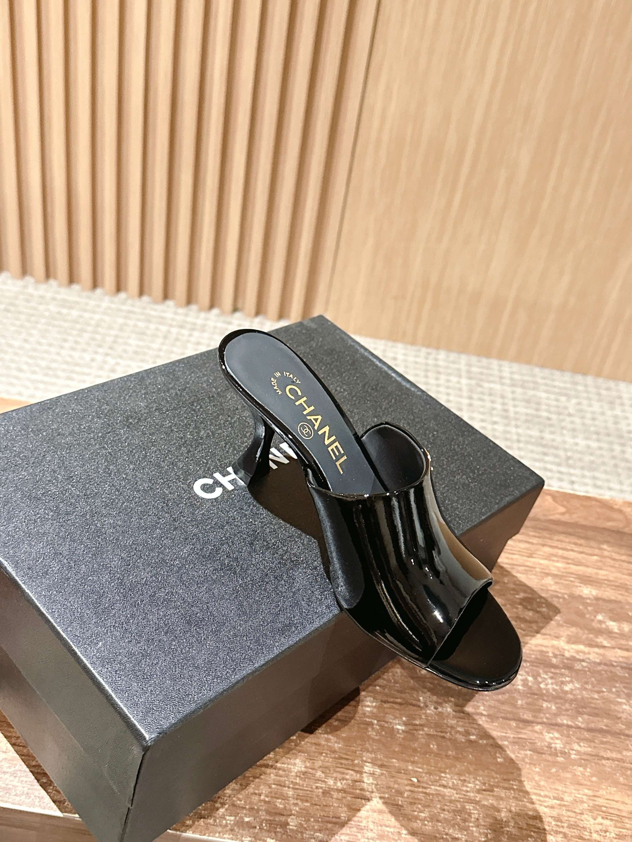 Chan 25fw heel sandals