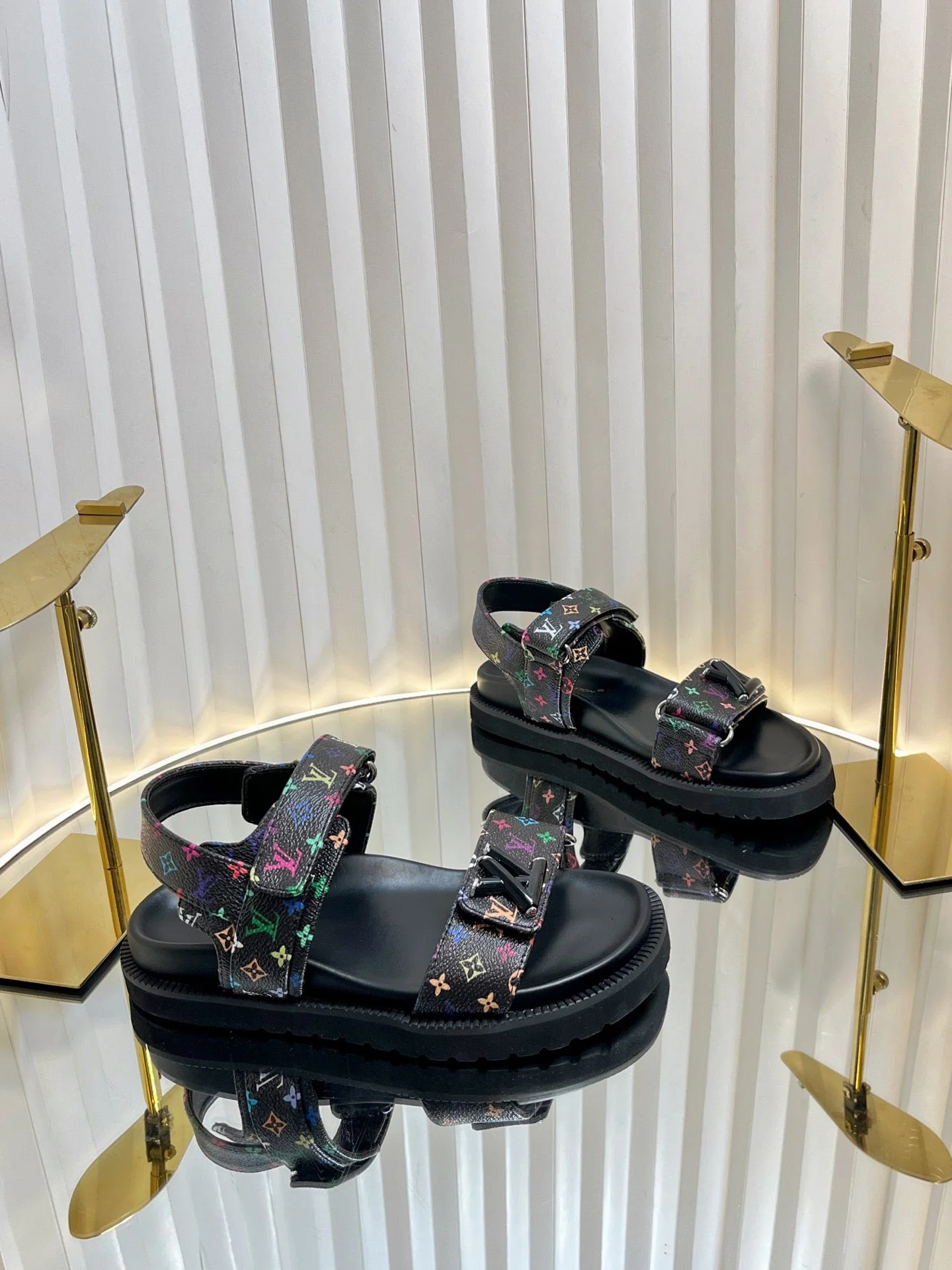 Louis slippers