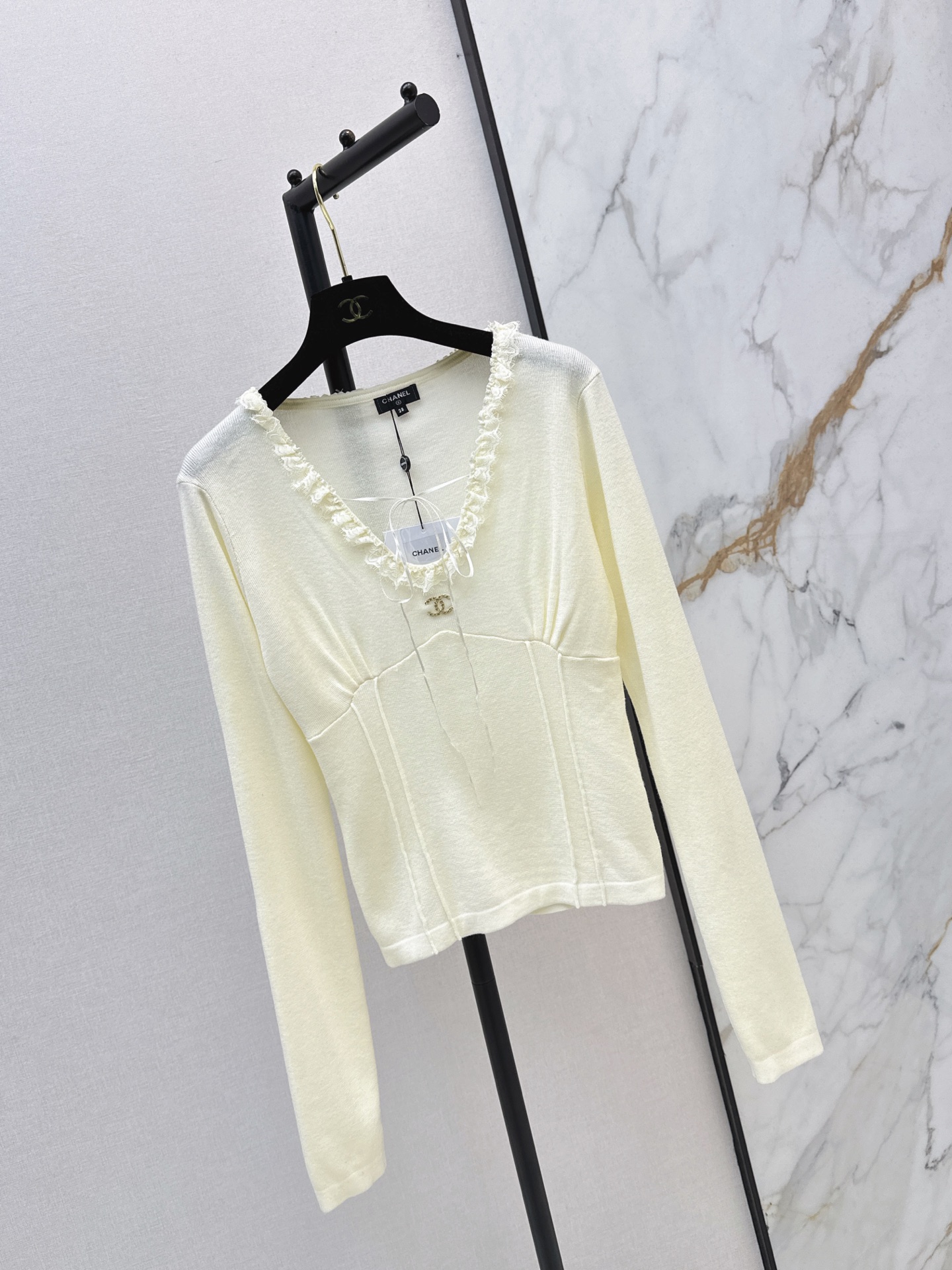Chan 26fw v-neck knitwear