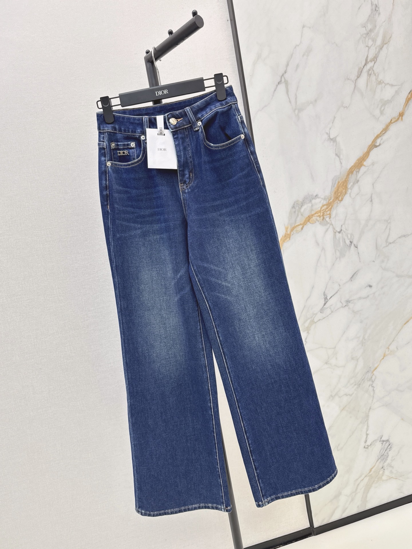 CD 26fw embroidery patch jeans
