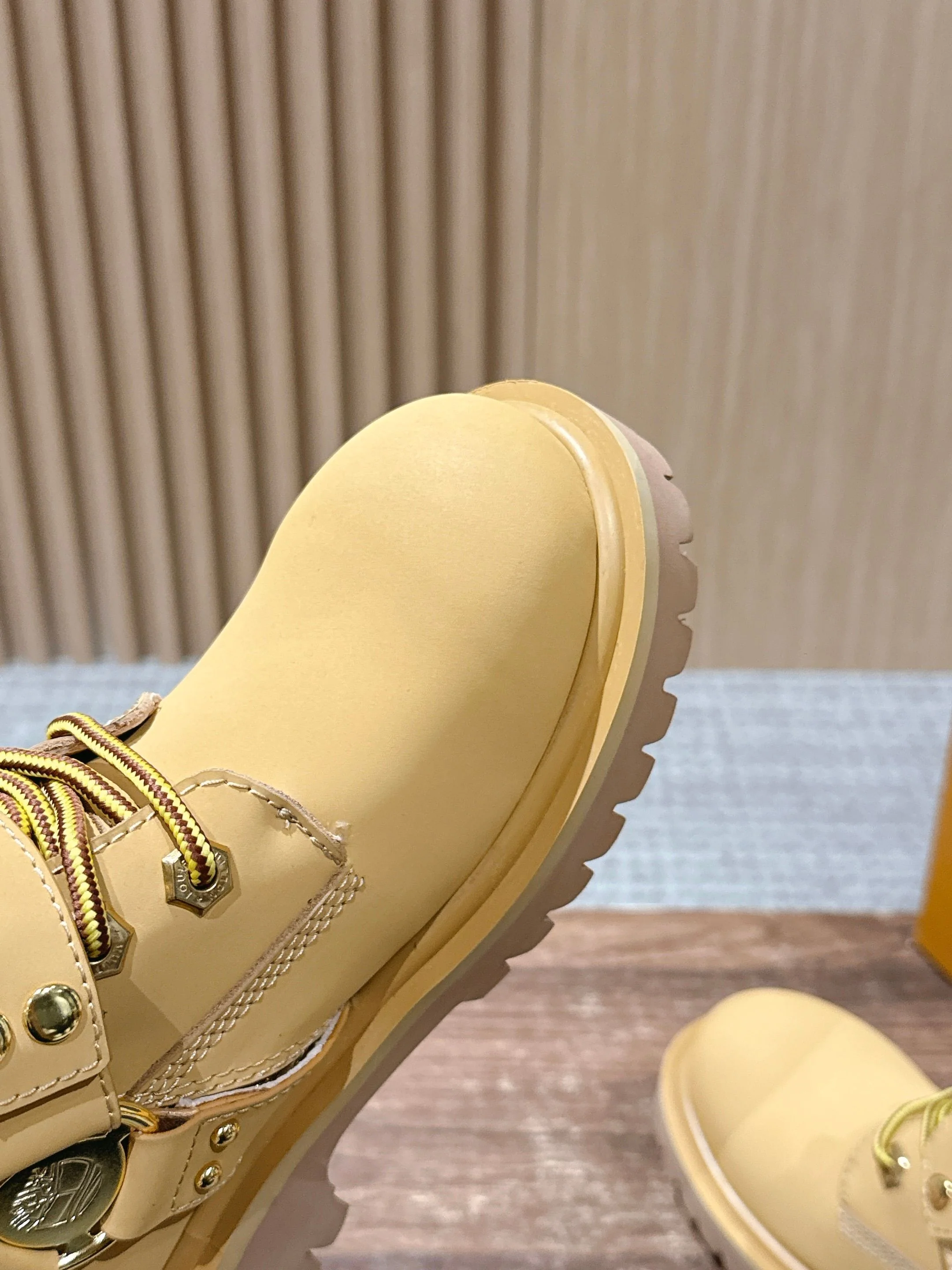 Loui 25fw biker boots