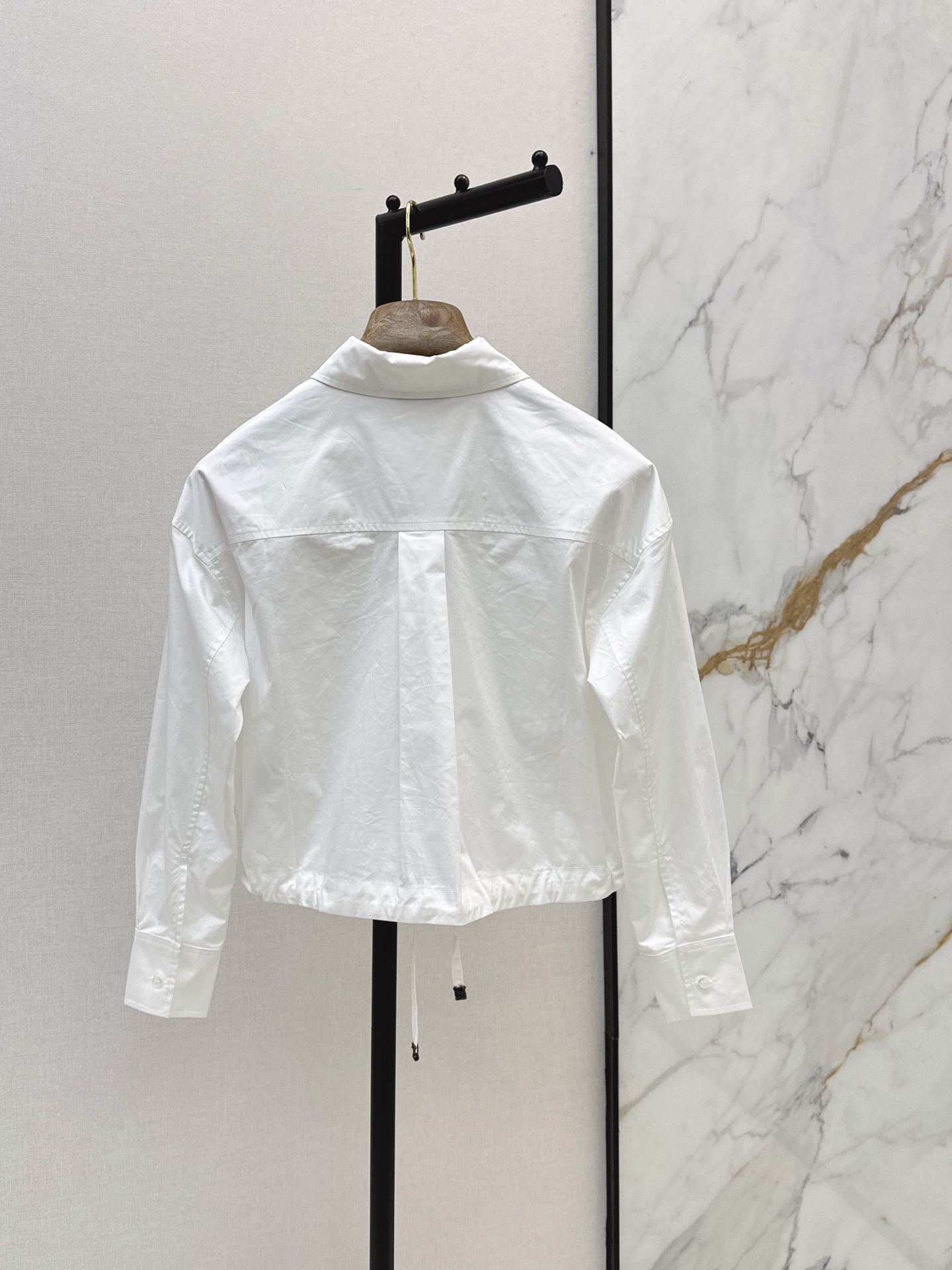 Brun 26fw cropped drawstring shirt